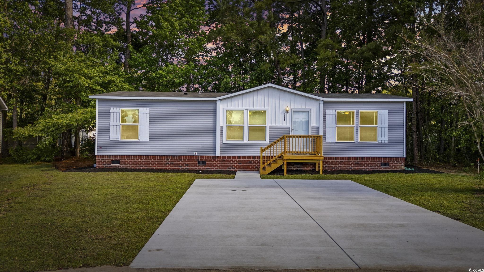 3175 Lyndon Dr. Property Photo 1