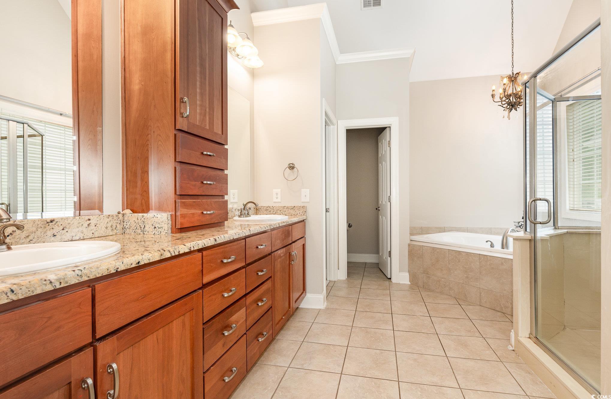 3564 Brampton Dr. Property Photo 22