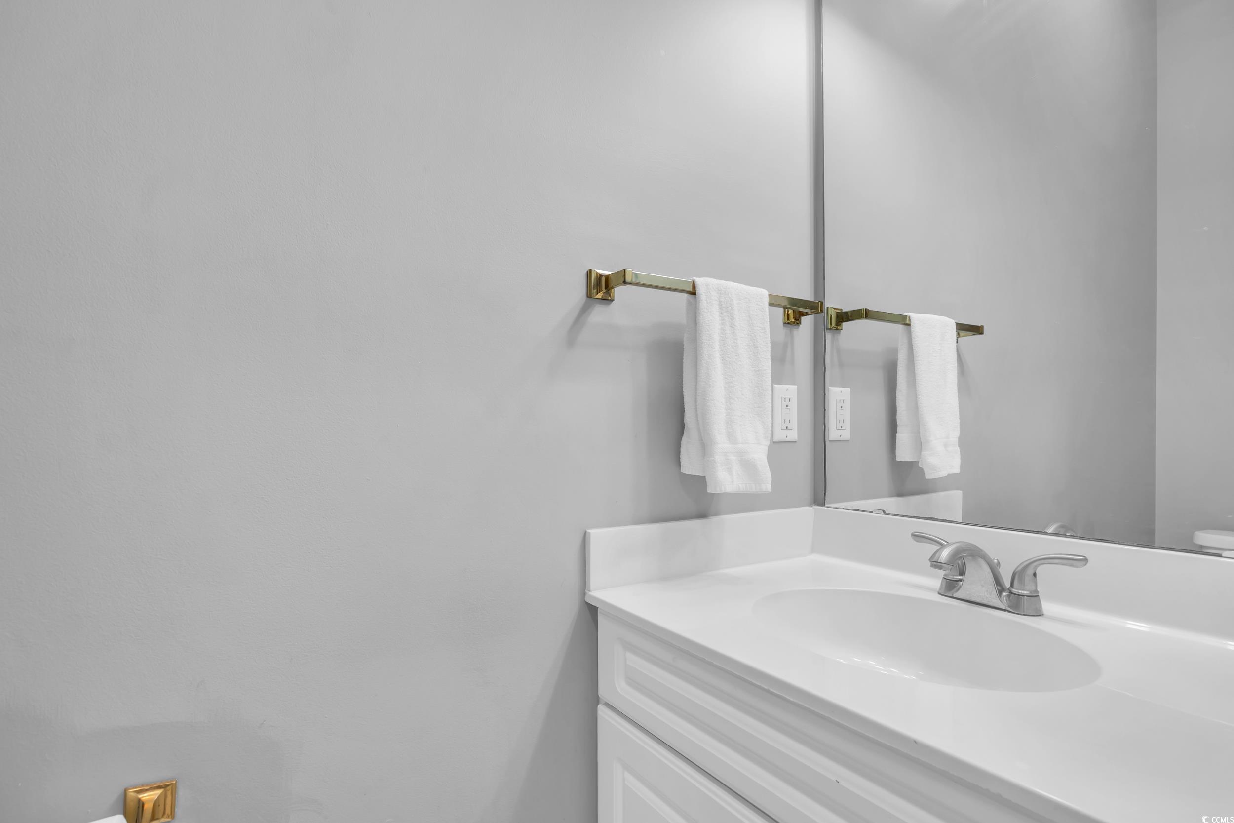 683 Riverwalk Dr. Property Photo 6
