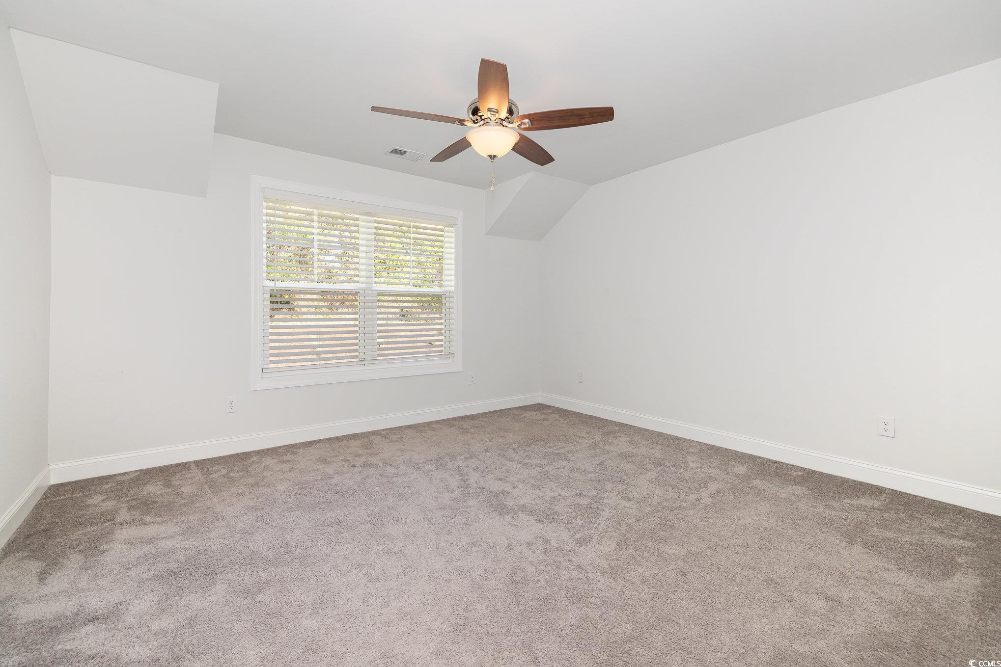 2409 Thoroughfare Dr. Property Photo 22