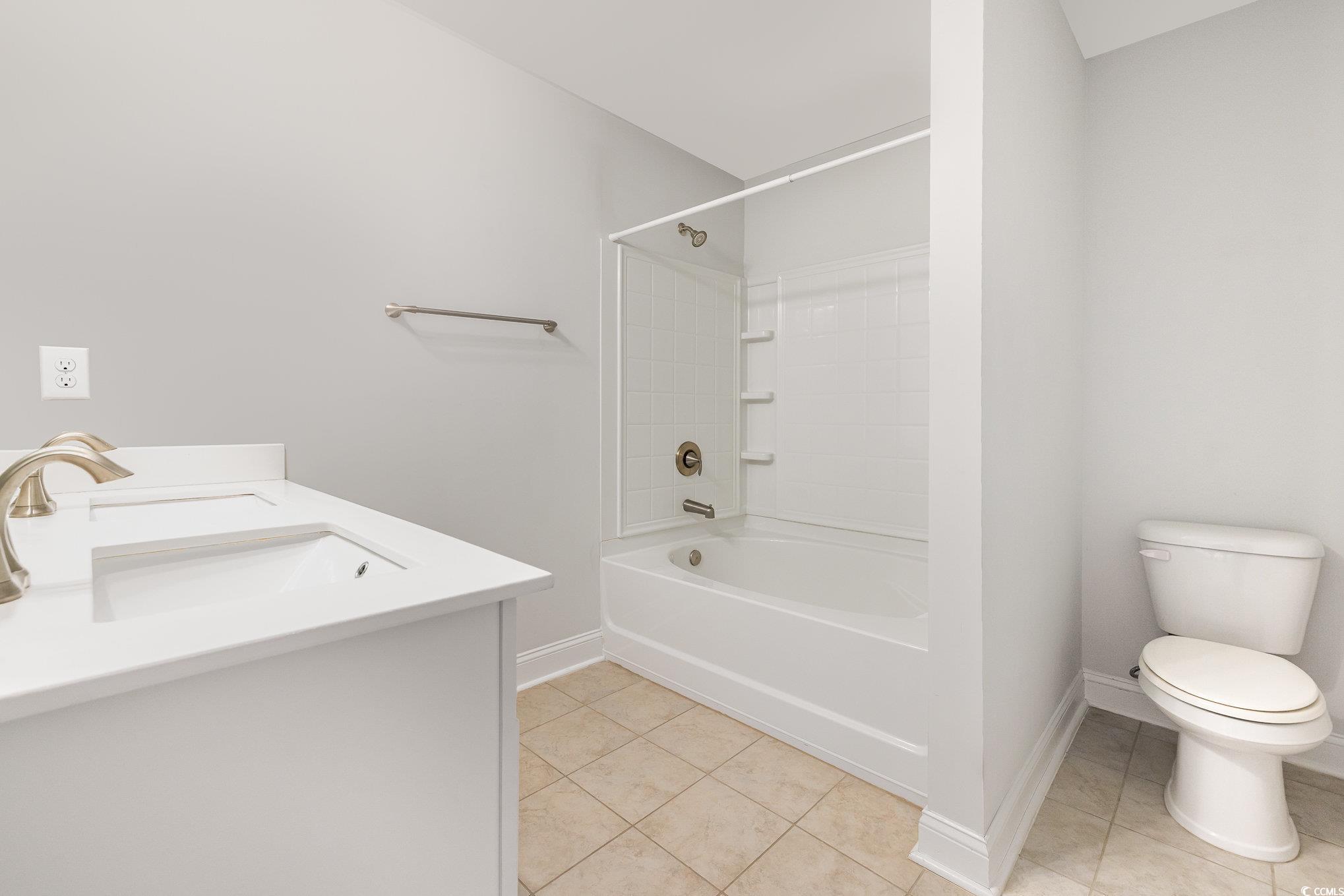 2409 Thoroughfare Dr. Property Photo 24