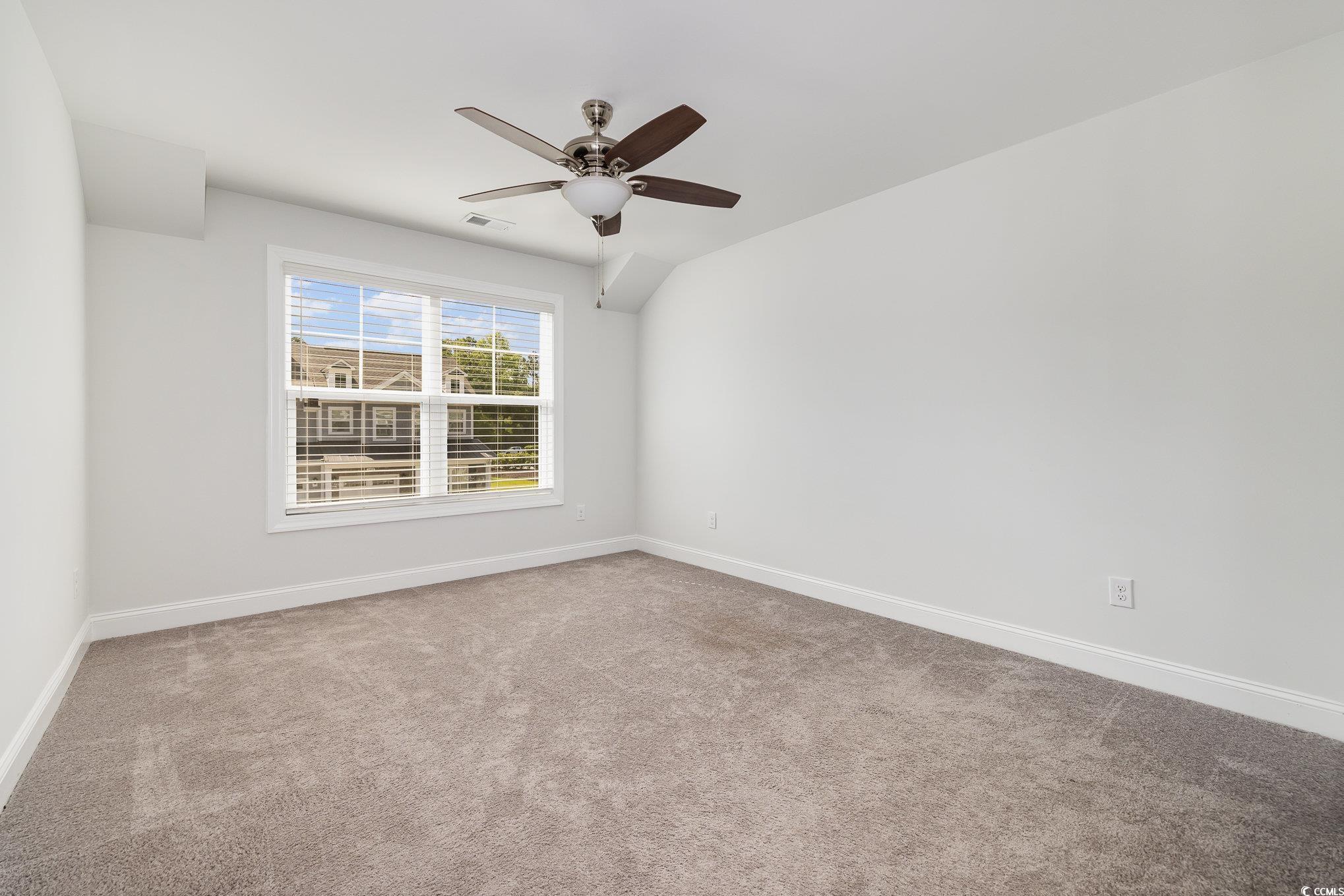 2409 Thoroughfare Dr. Property Photo 25