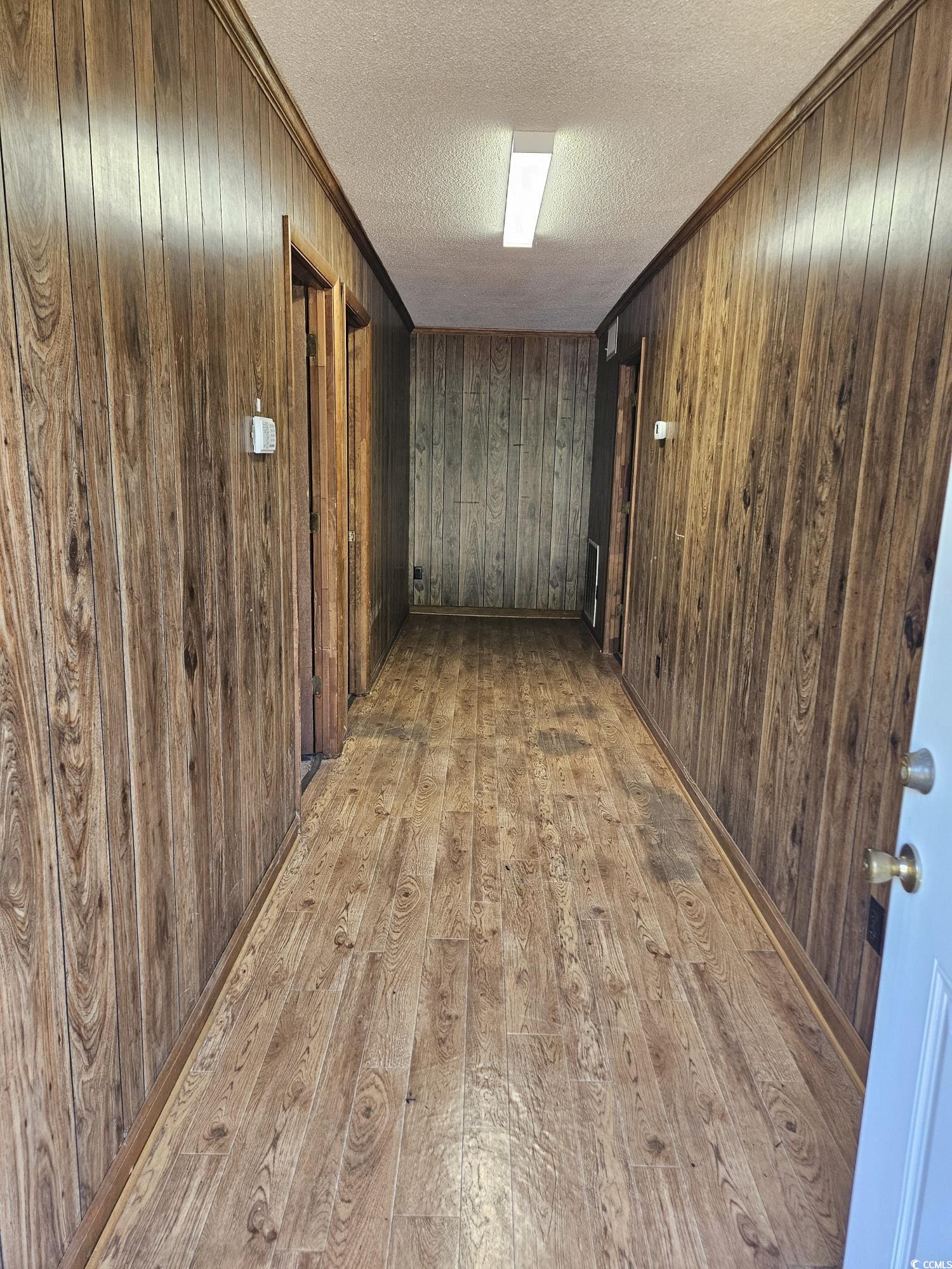 907 Kemper St. Property Photo 5