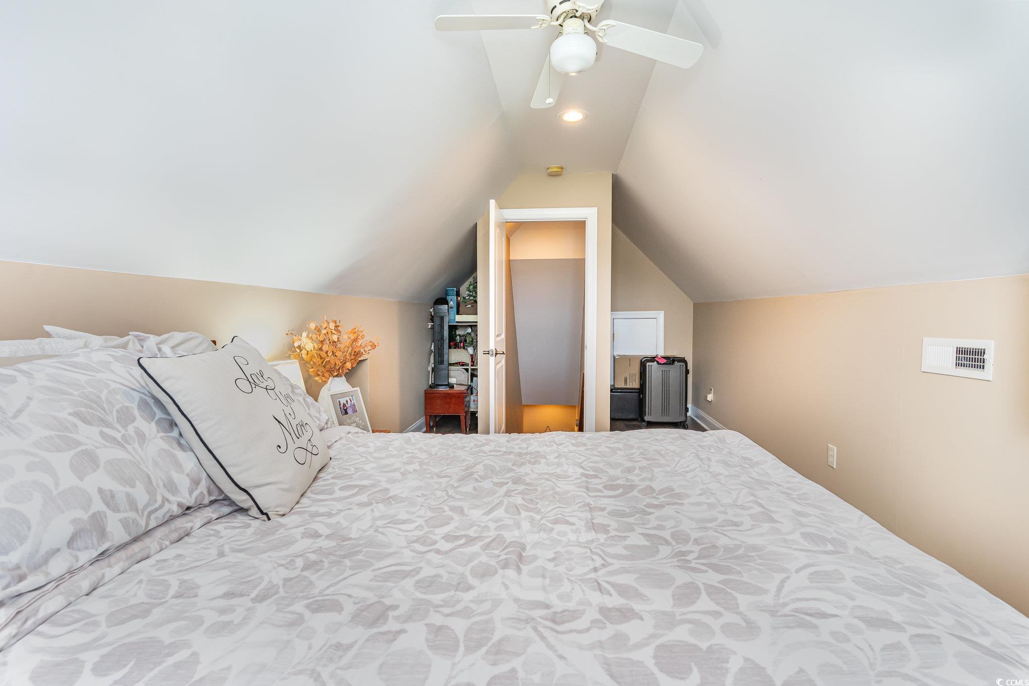 3757 Kingsley Dr. Property Photo 24