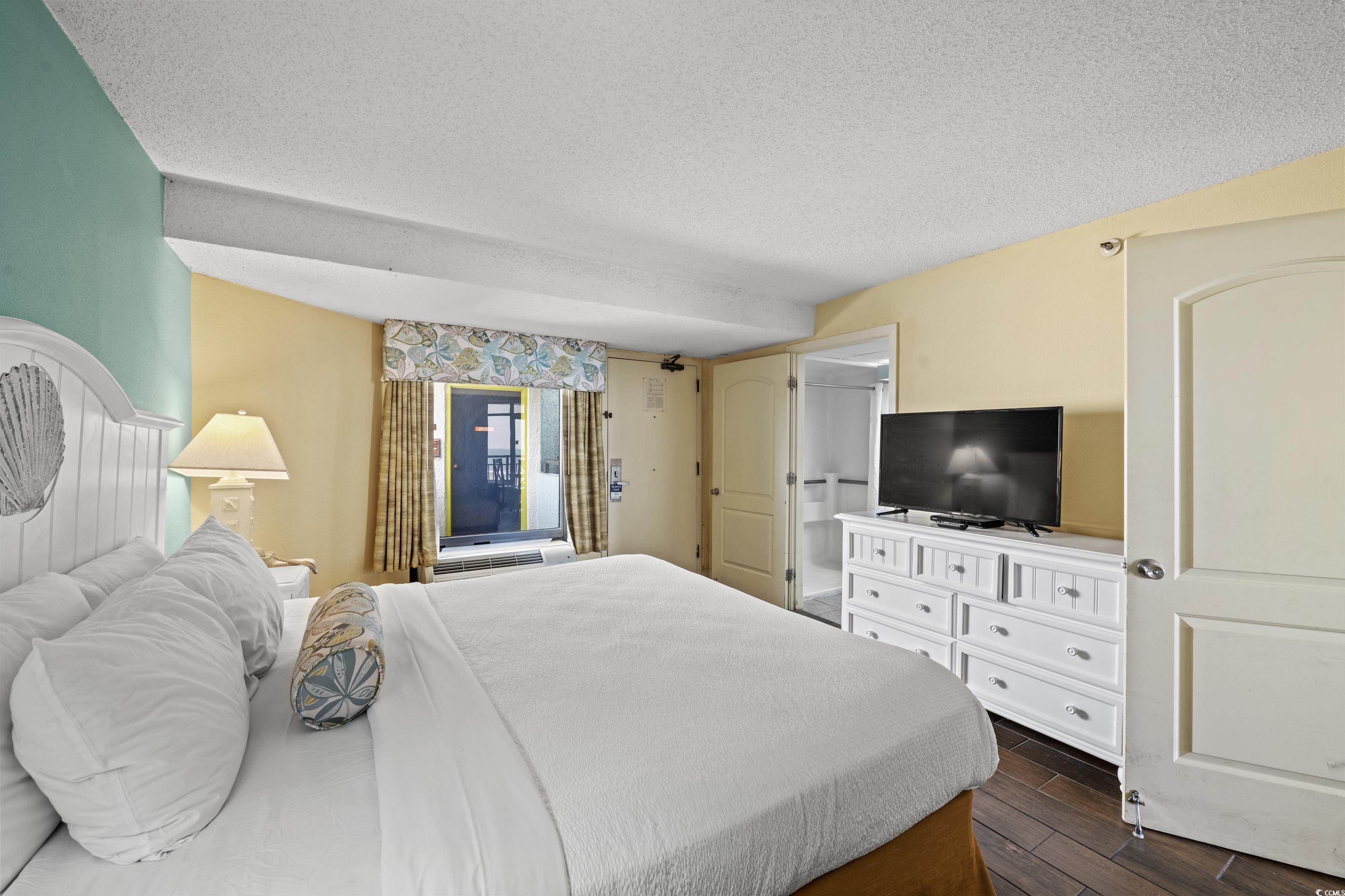 6804 N Ocean Blvd. Property Photo 9