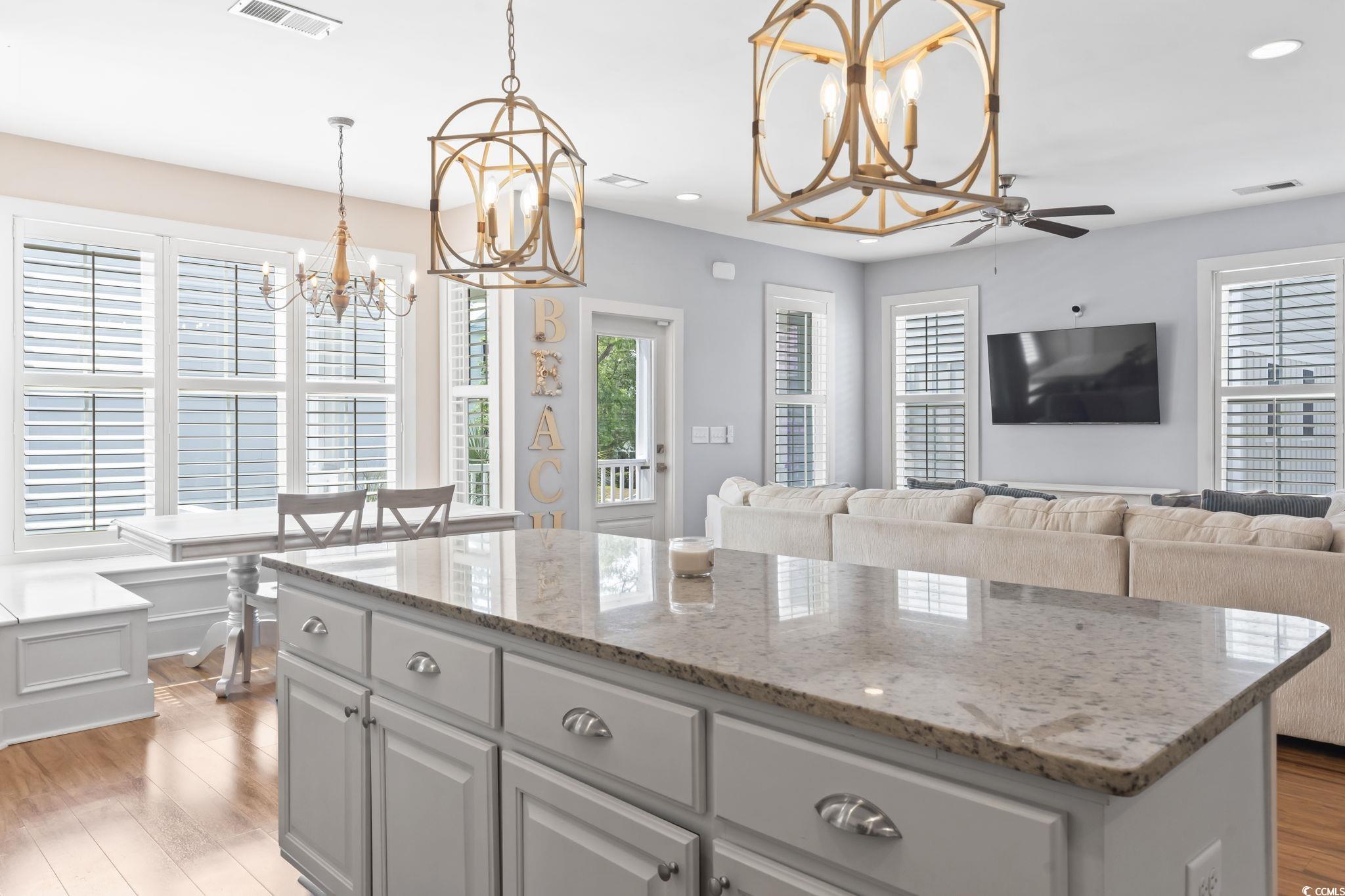 18 Coastal Breeze Trail Property Photo 8