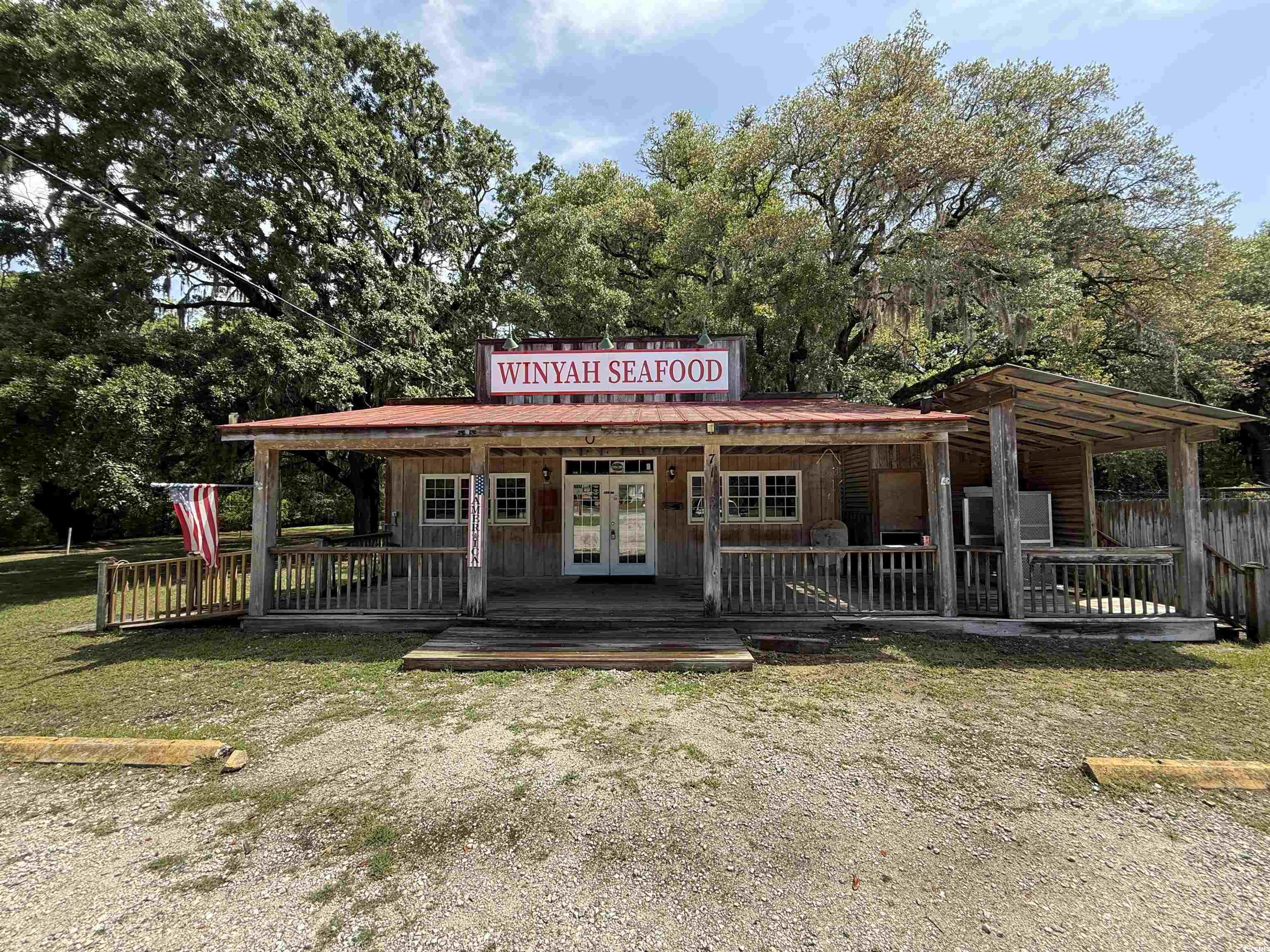 7113 South Island Rd. Property Photo