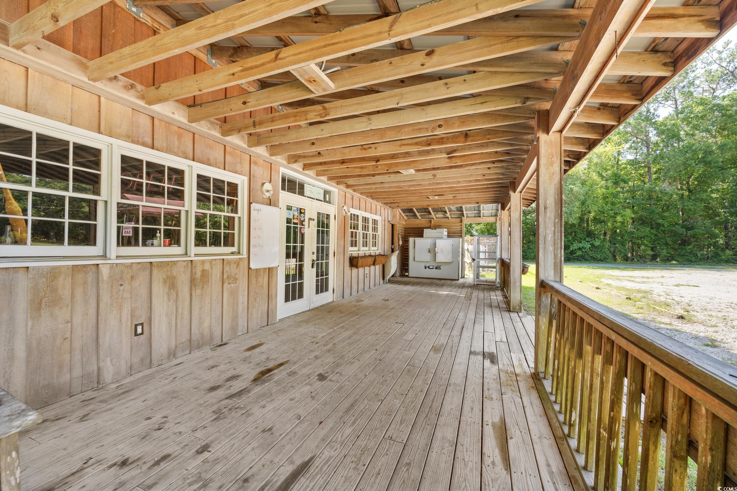 7113 South Island Rd. Property Photo 10