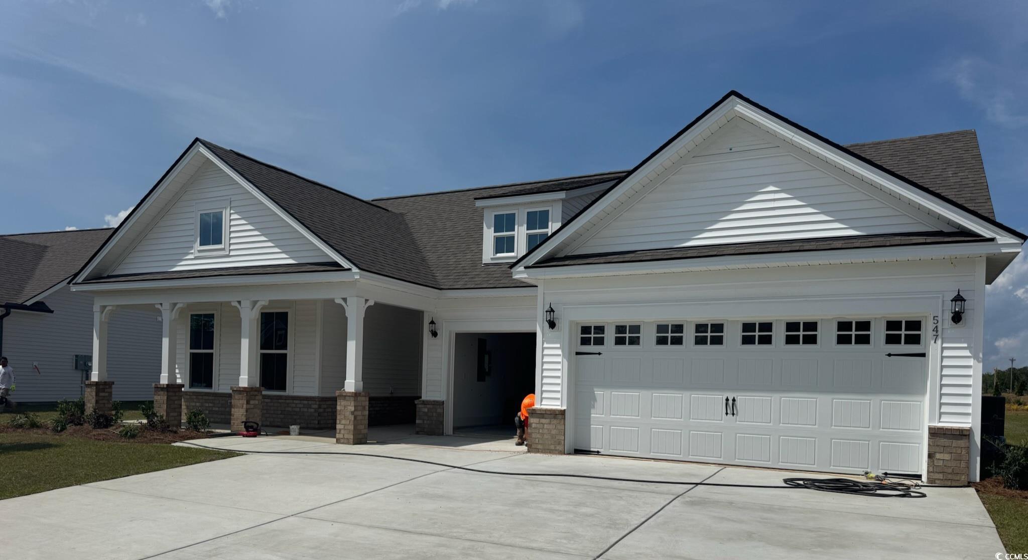 547 Oak Landing Dr. Property Photo 1