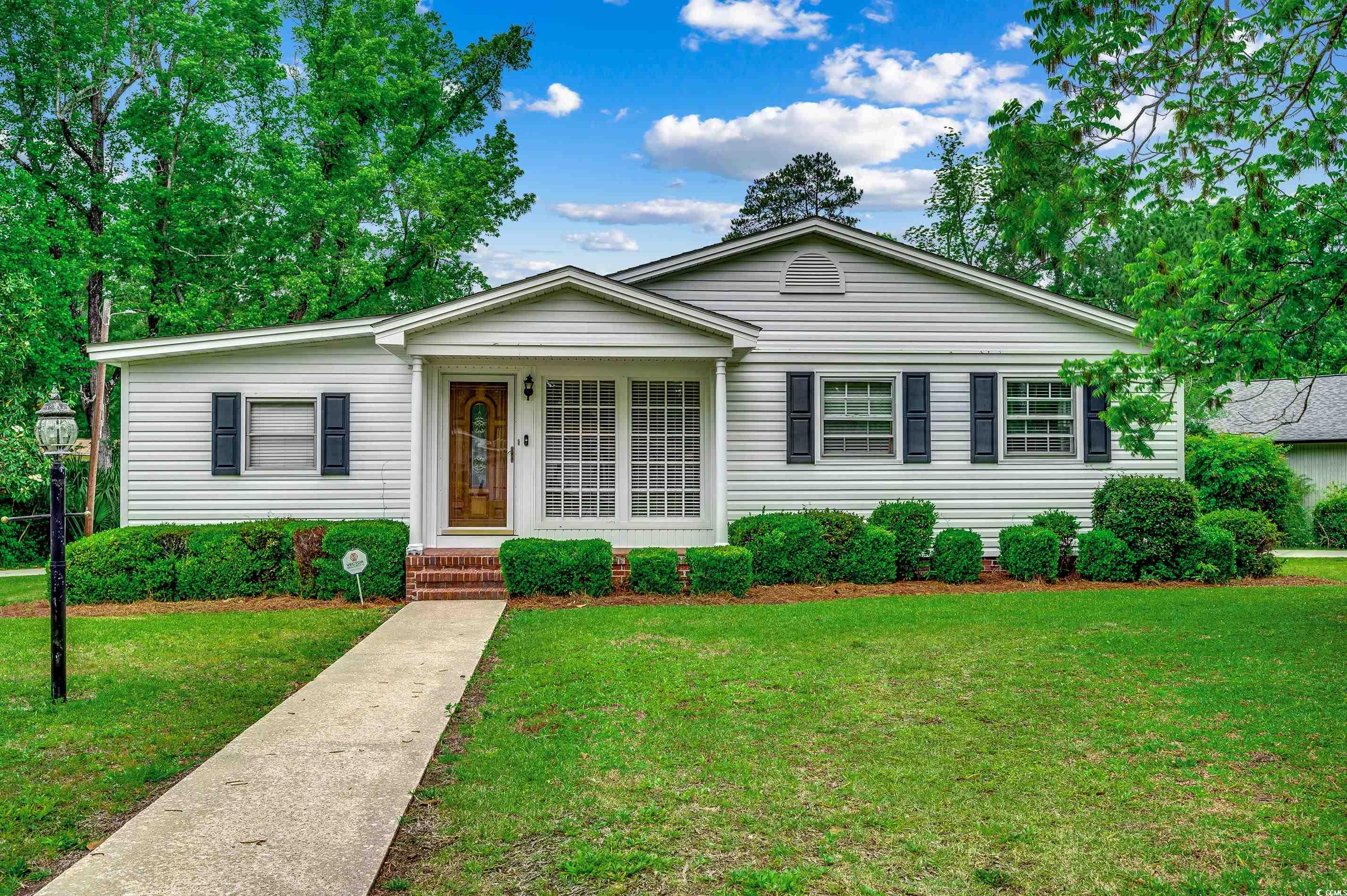 1261 Parkhill Dr. Property Photo