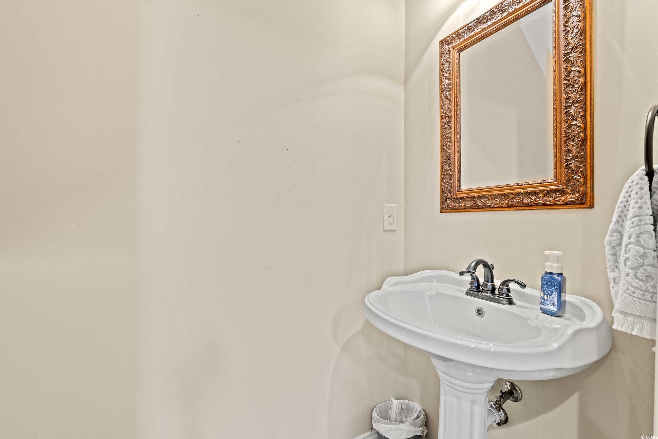 2019 Ye Olde Kings Hwy. Property Photo 9