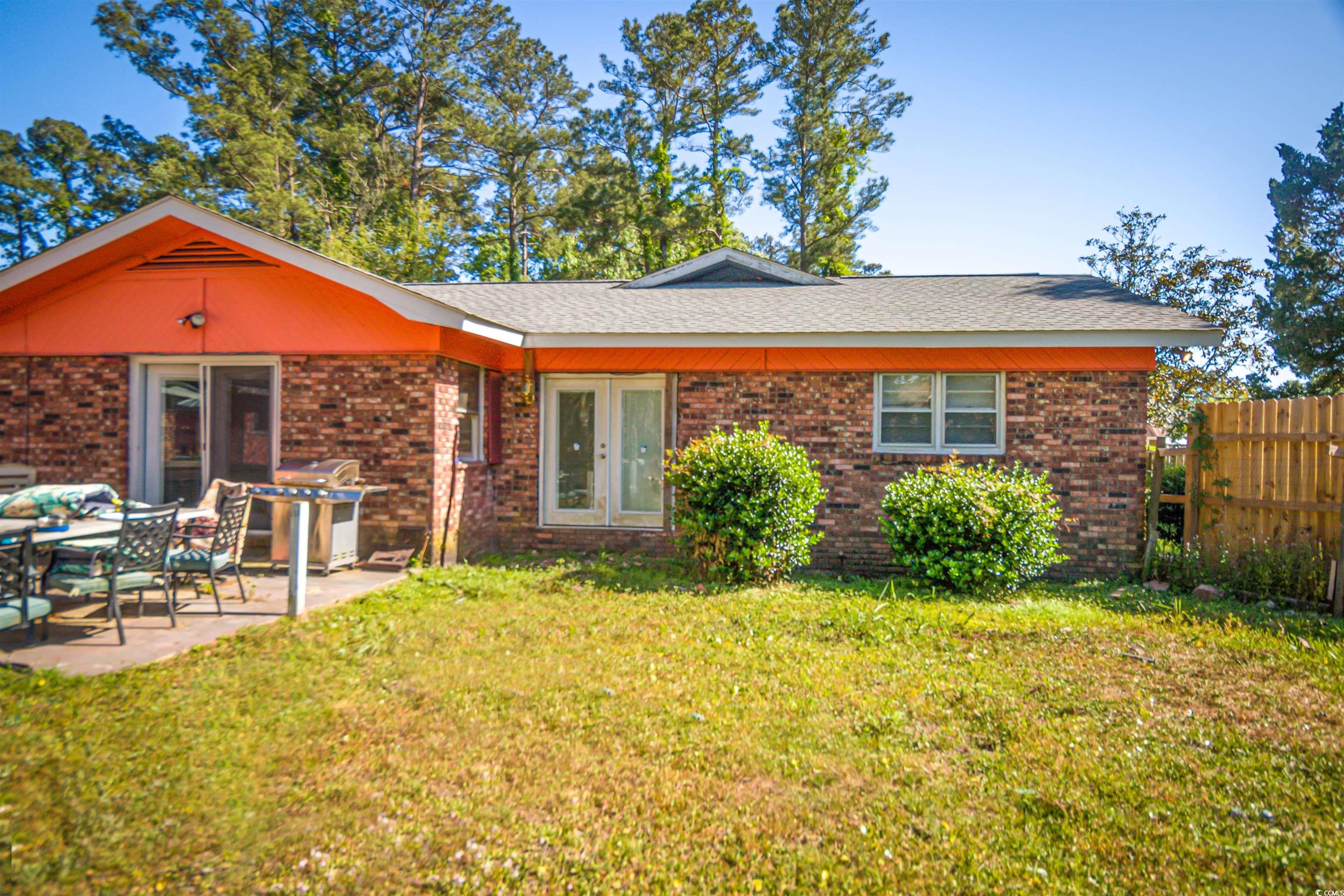 152 Gateway Dr. Property Photo 2