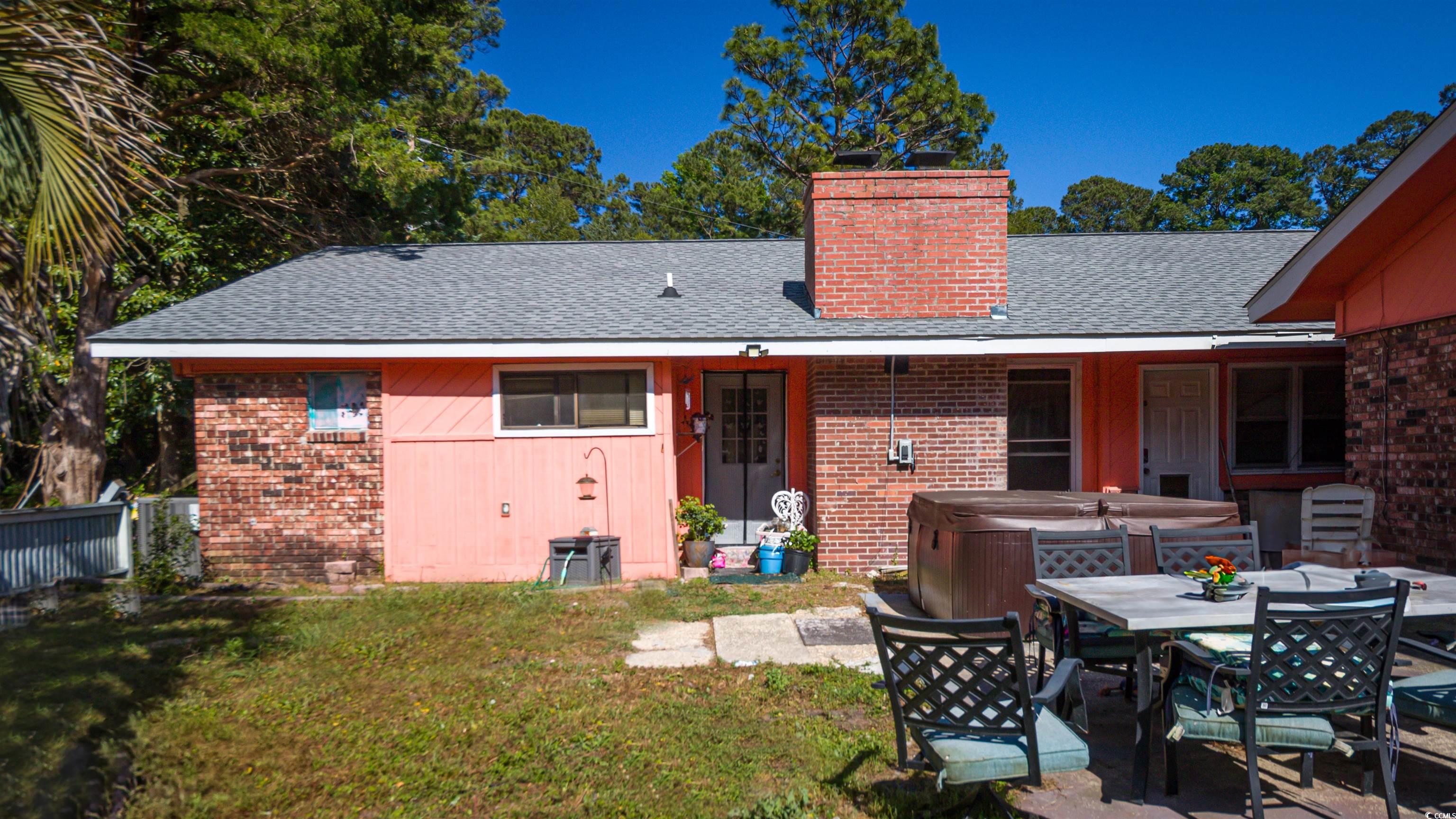 152 Gateway Dr. Property Photo 3