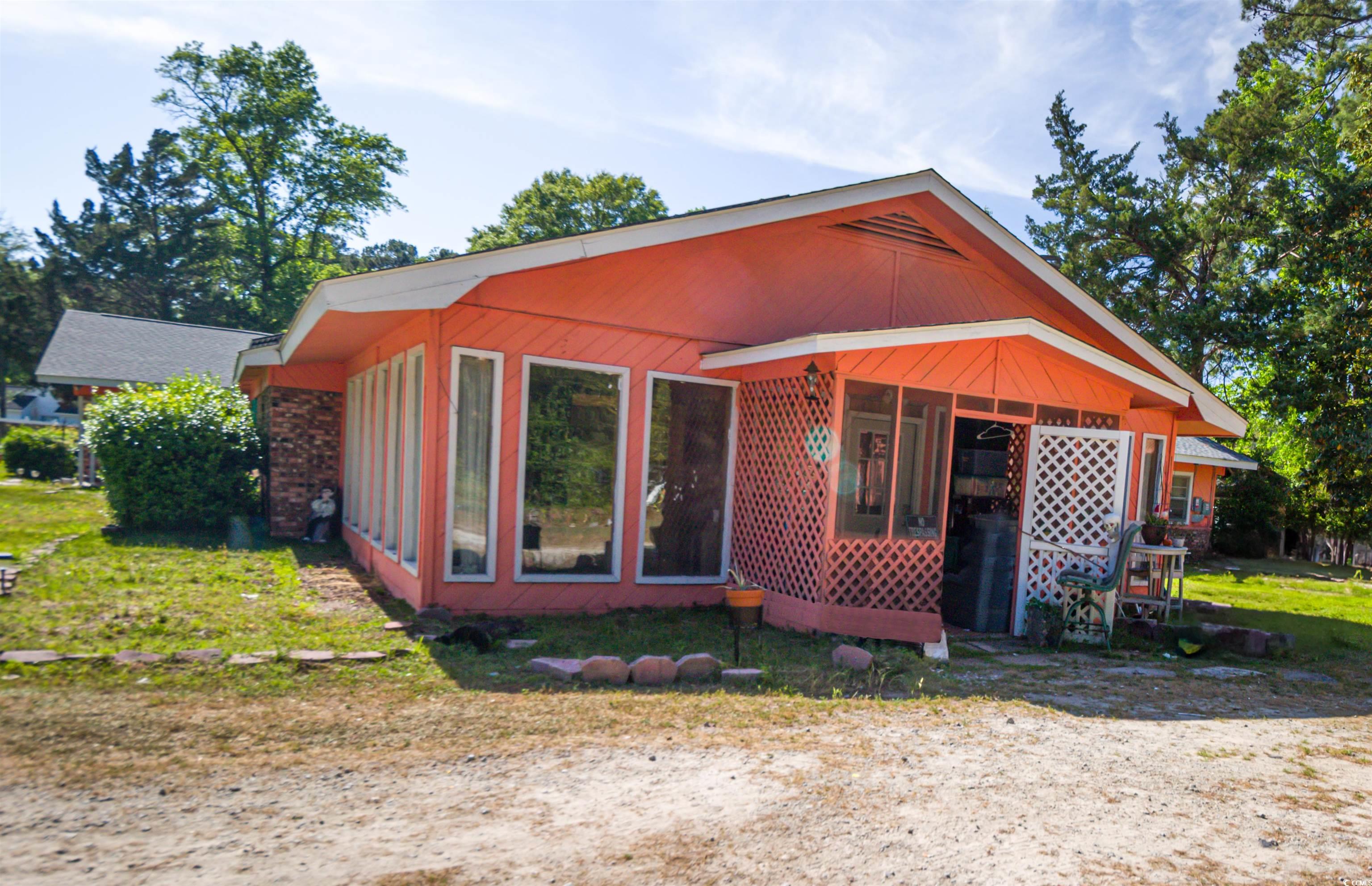 152 Gateway Dr. Property Photo 6