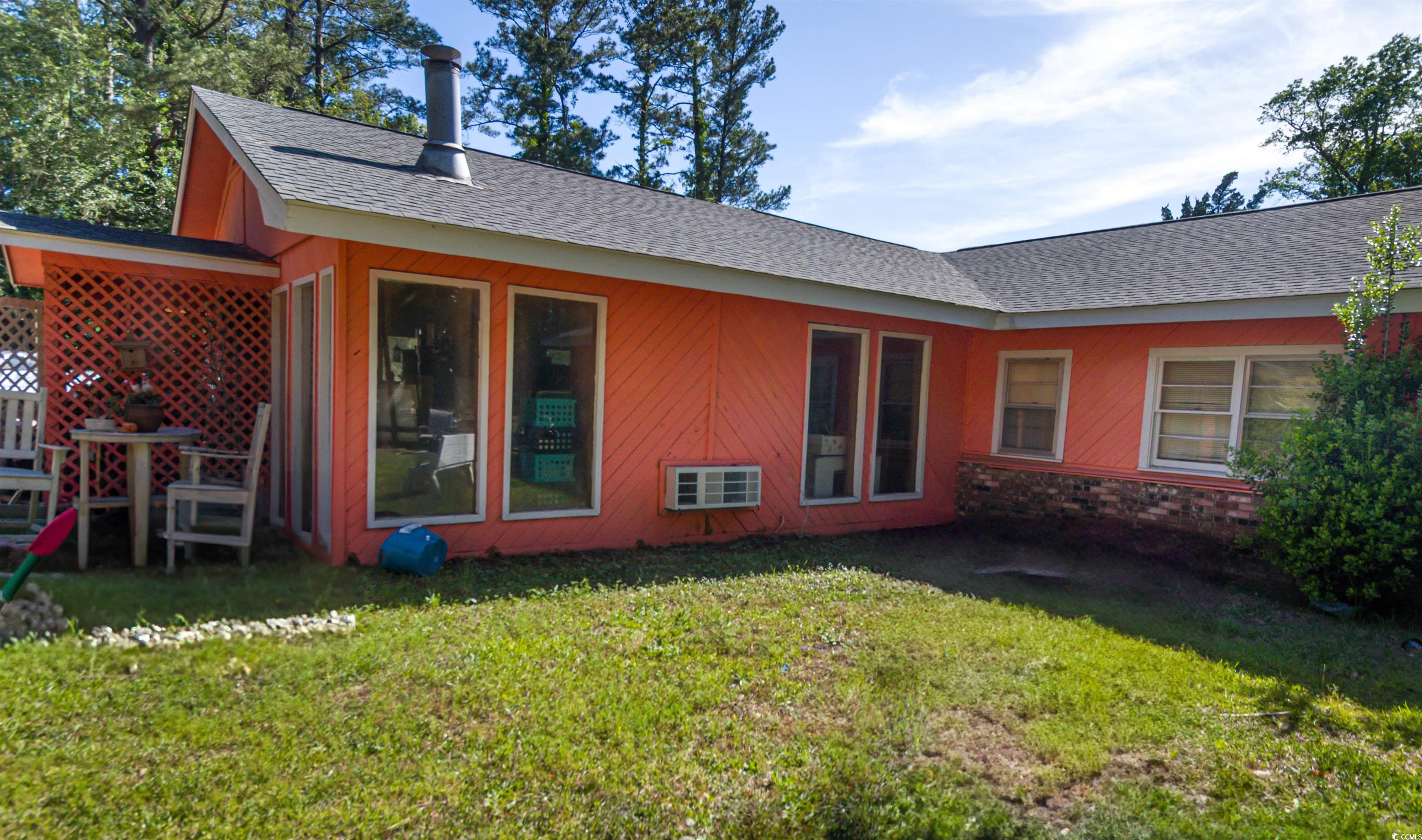 152 Gateway Dr. Property Photo 8