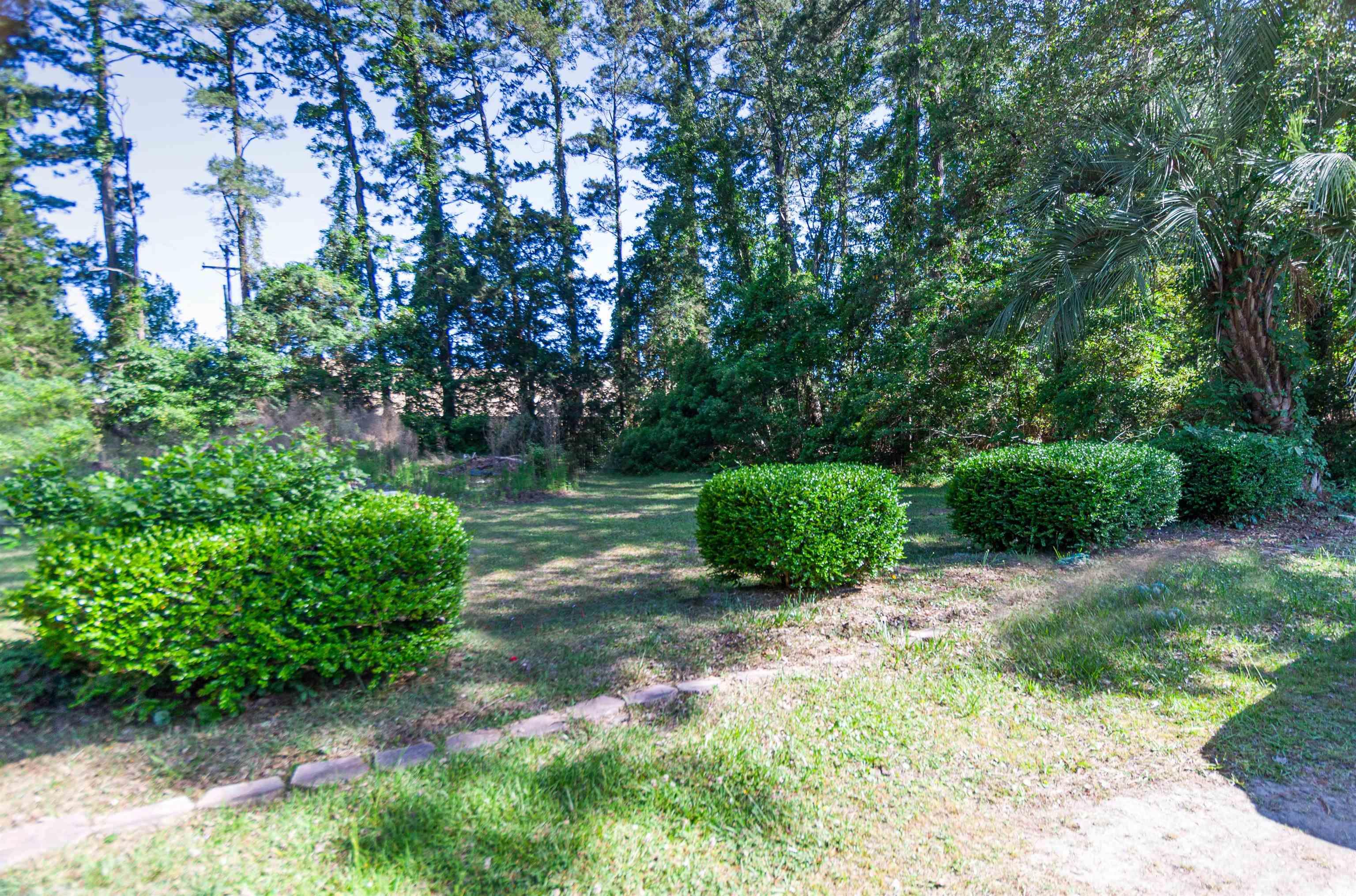 152 Gateway Dr. Property Photo 11