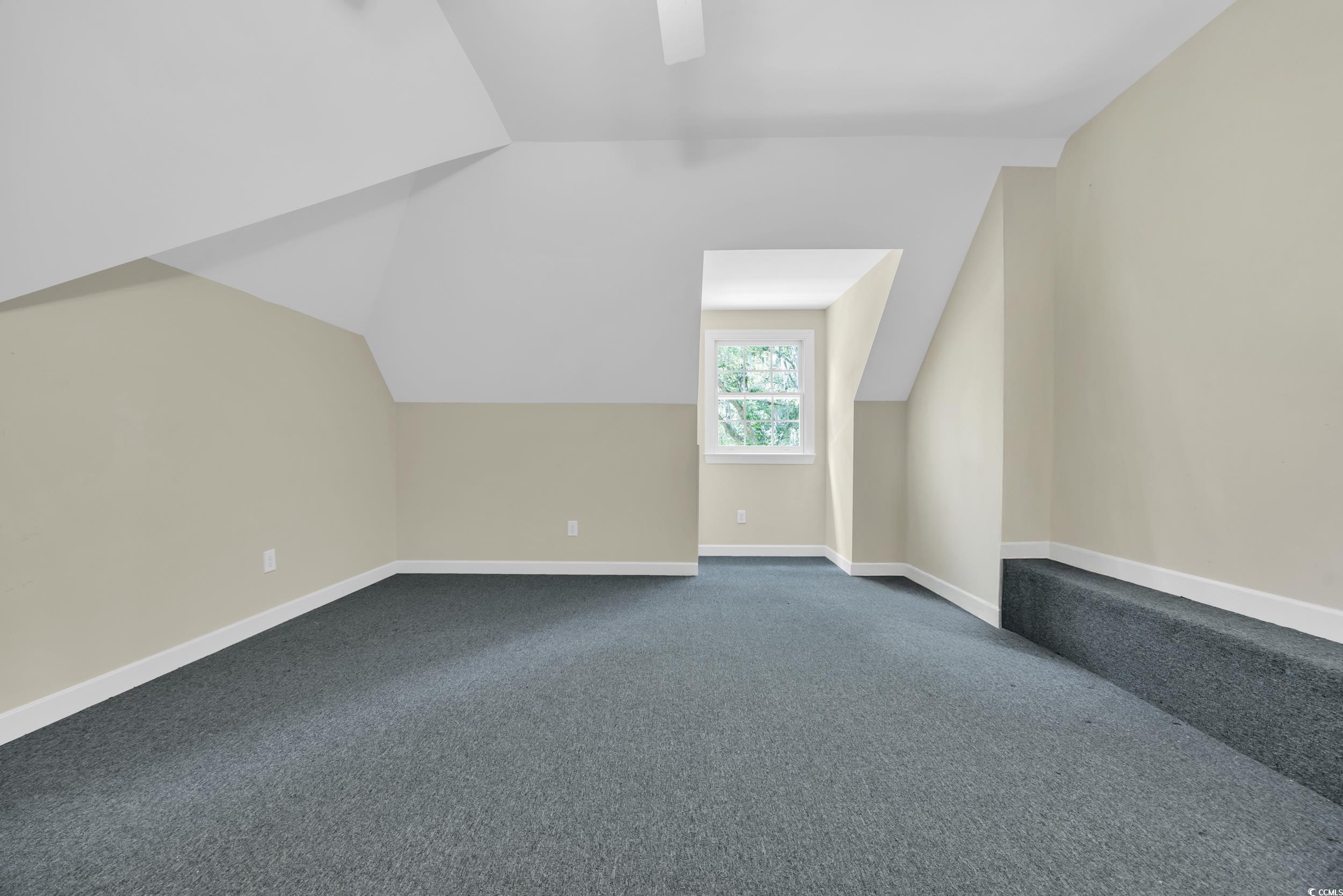 520 Chapman Loop Property Photo 24