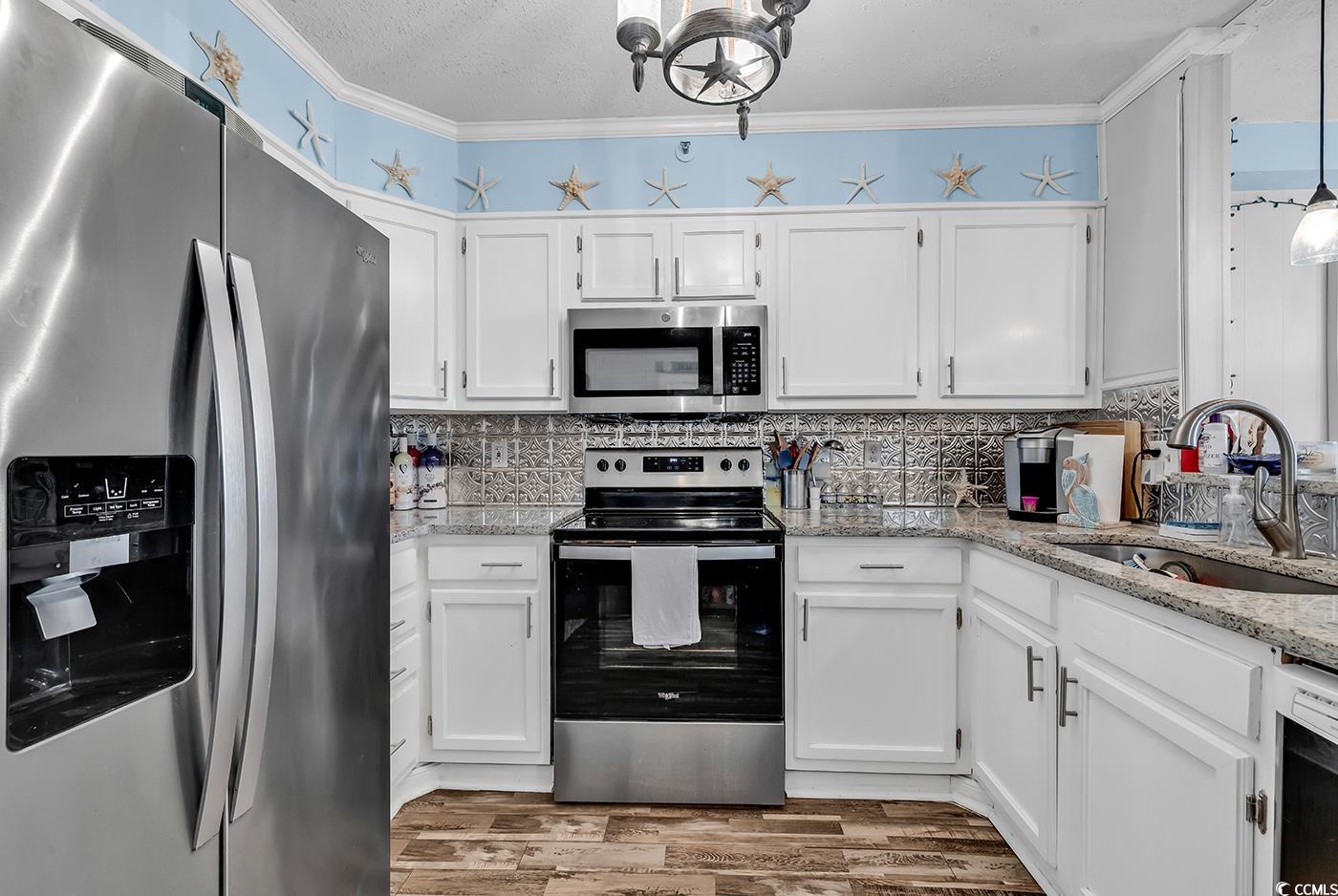 720 N Waccamaw Dr. Property Photo 3