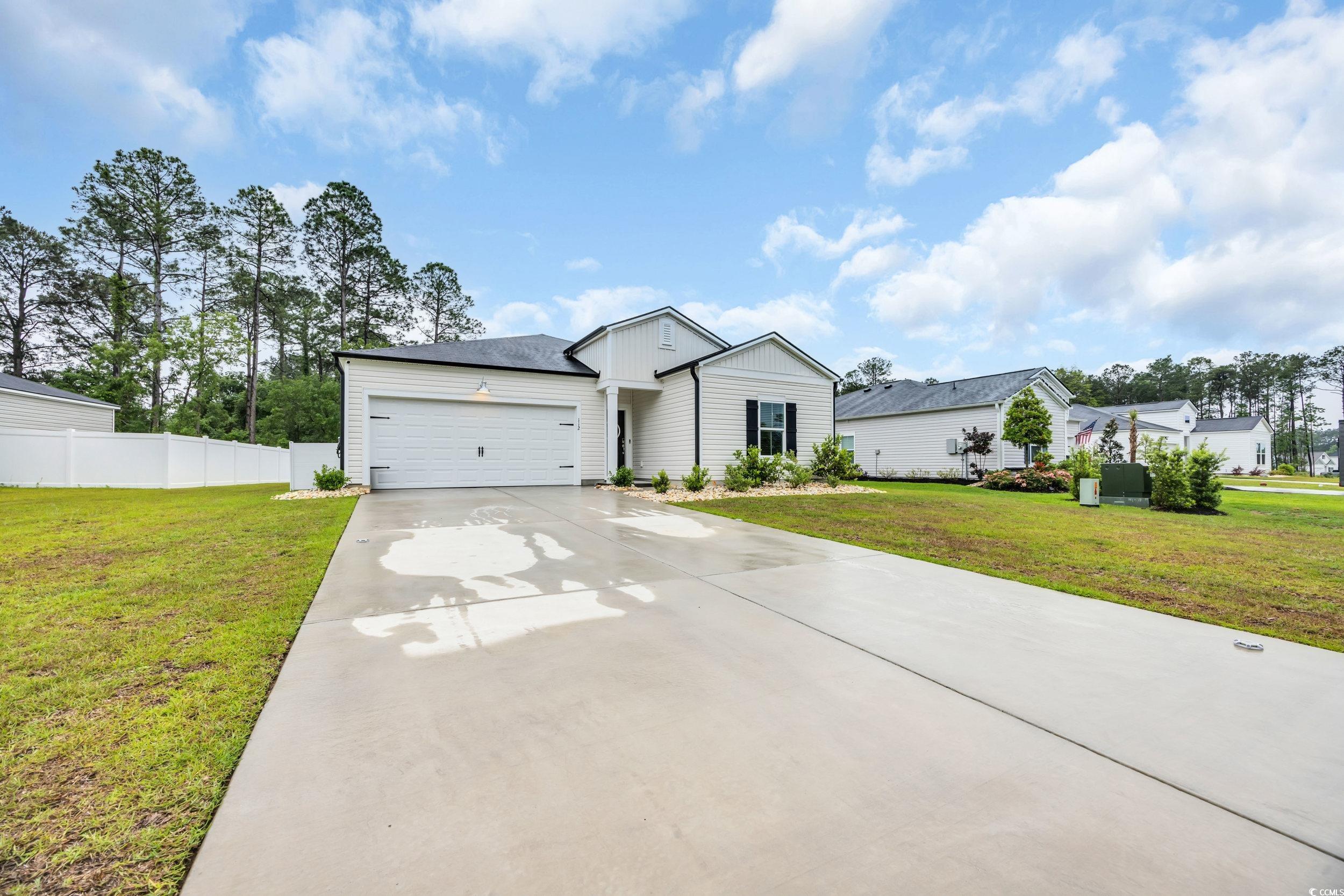 112 Carolina Lakes Blvd. Property Photo 1