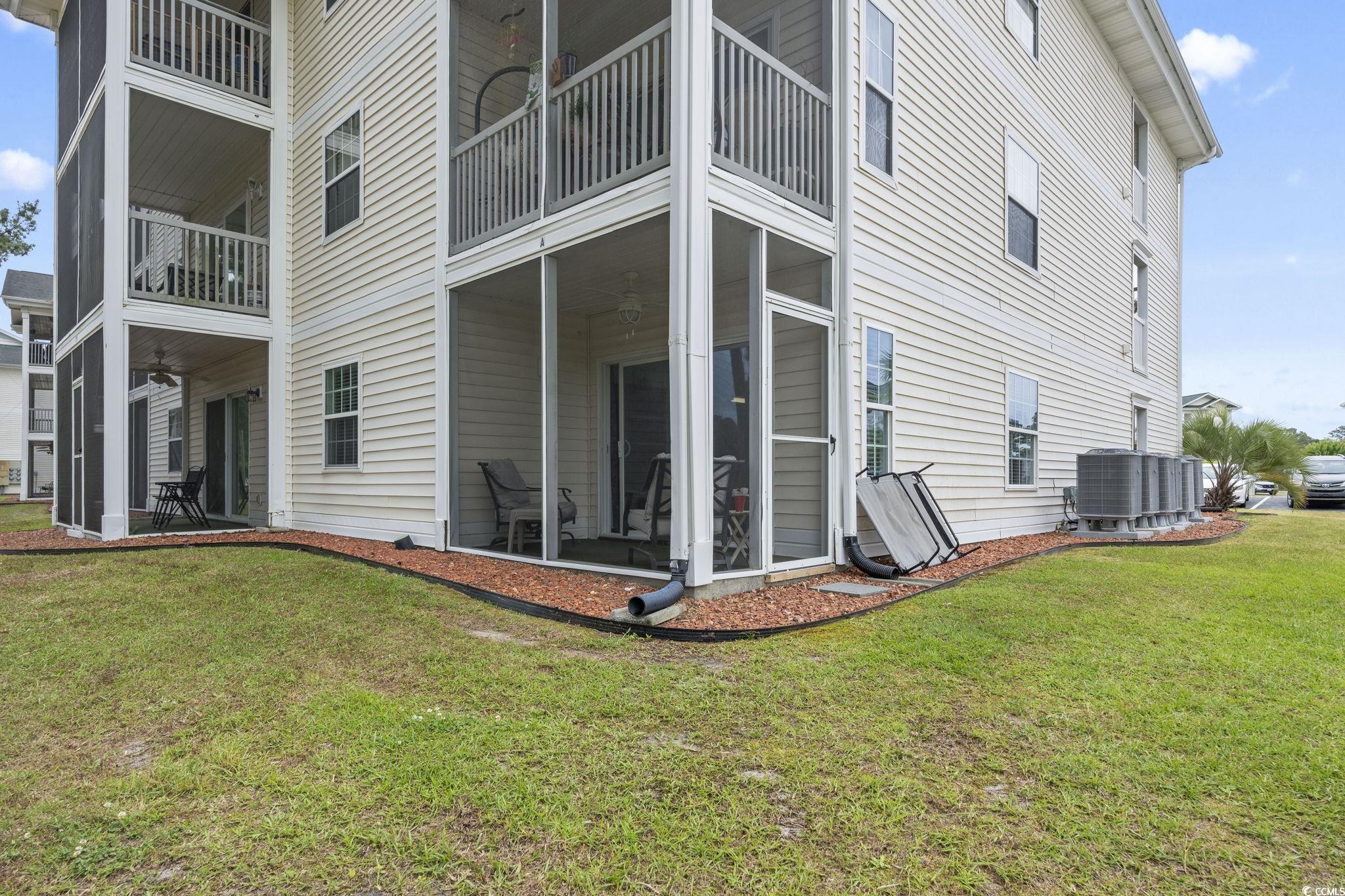 664 Tupelo Ln. Property Photo 16