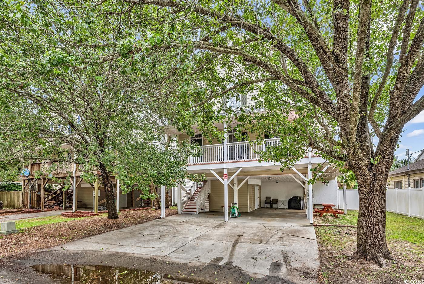17 South Oak Dr. Property Photo