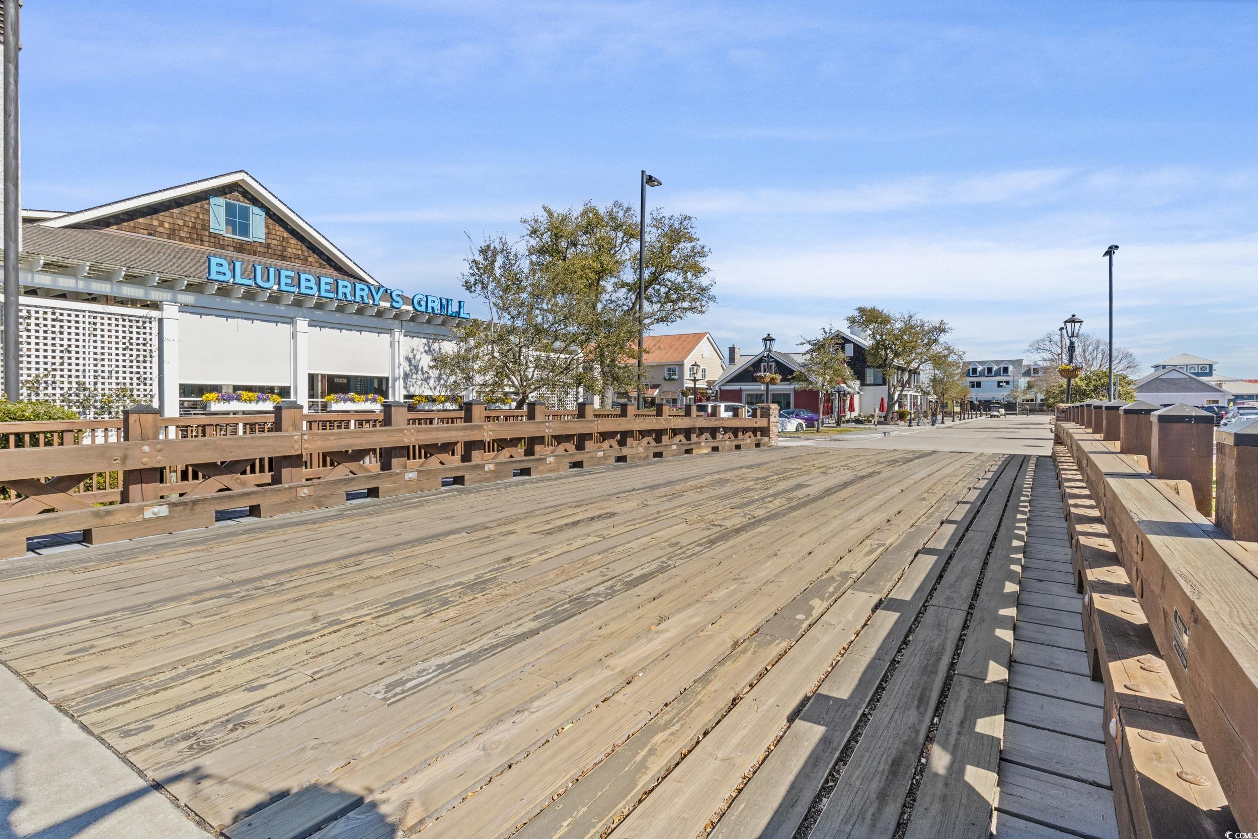 2005 Havens Dr. Property Photo 2