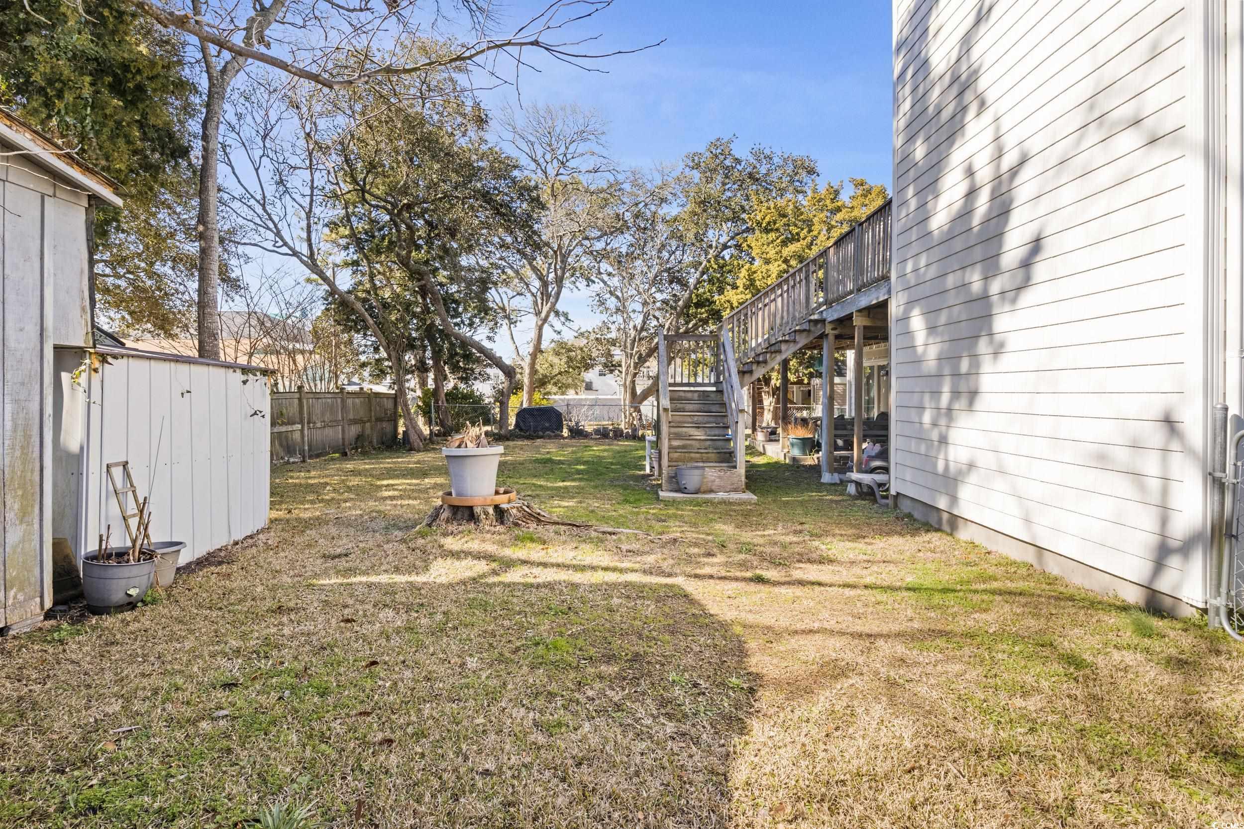 2005 Havens Dr. Property Photo 9