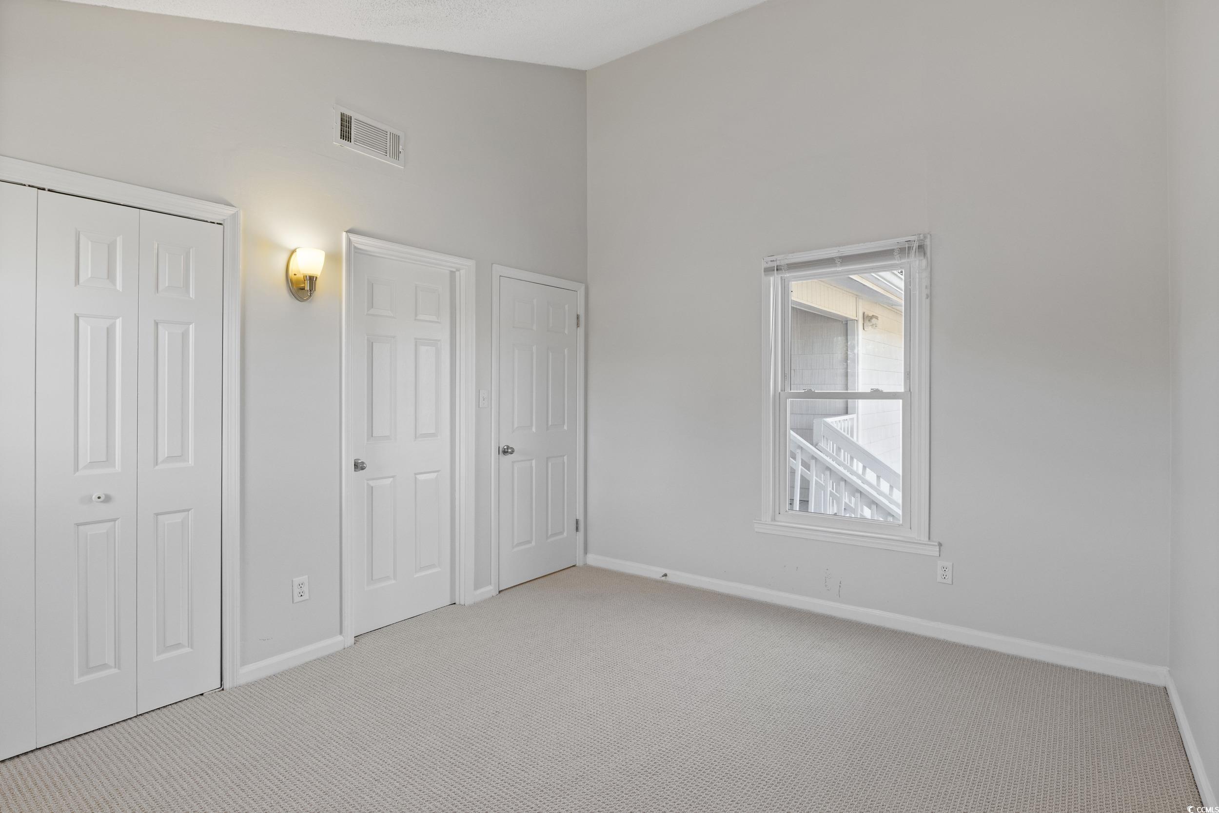 2005 Havens Dr. Property Photo 11