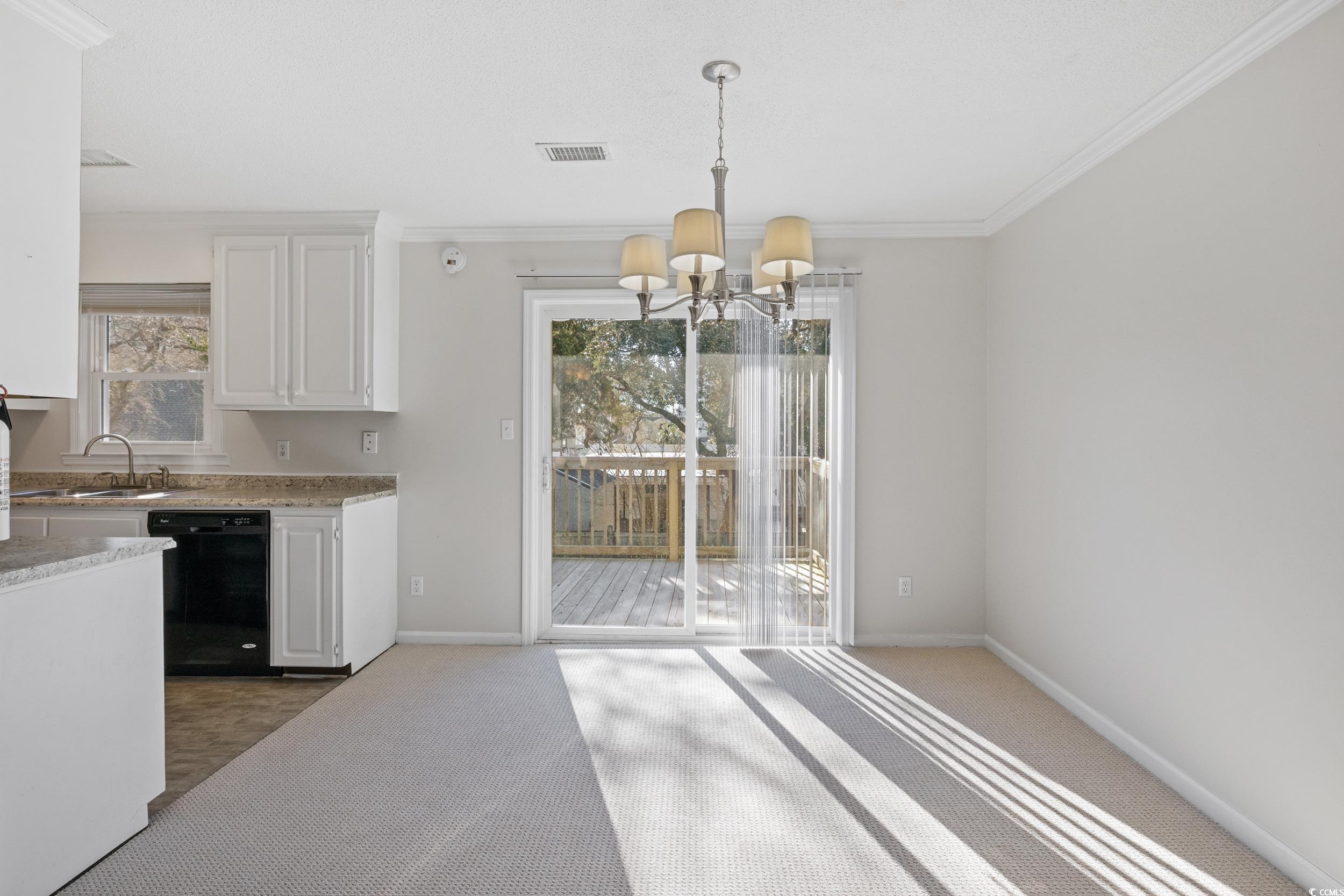 2005 Havens Dr. Property Photo 27