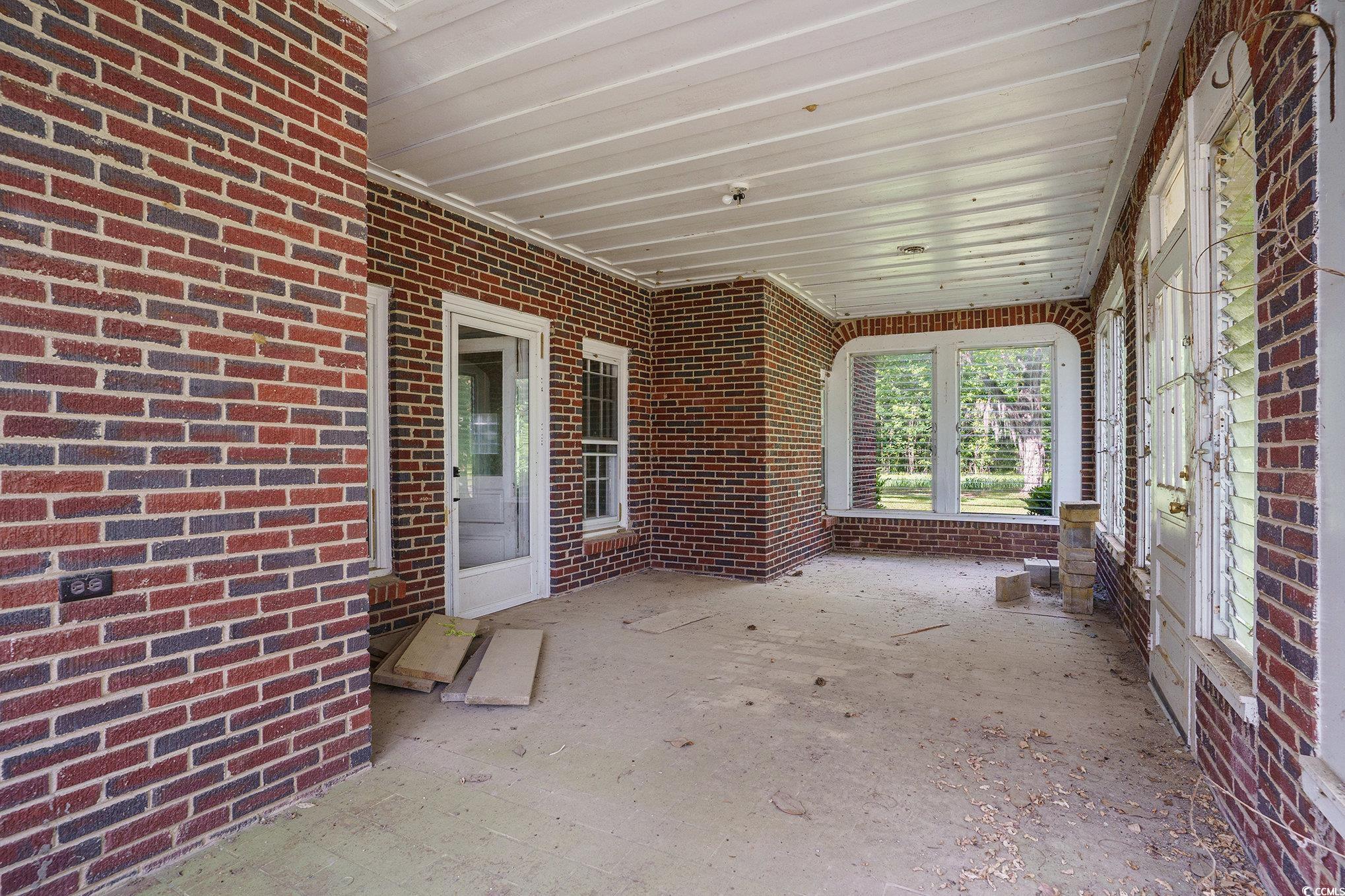 1895 Bucksville Dr. Property Photo 21