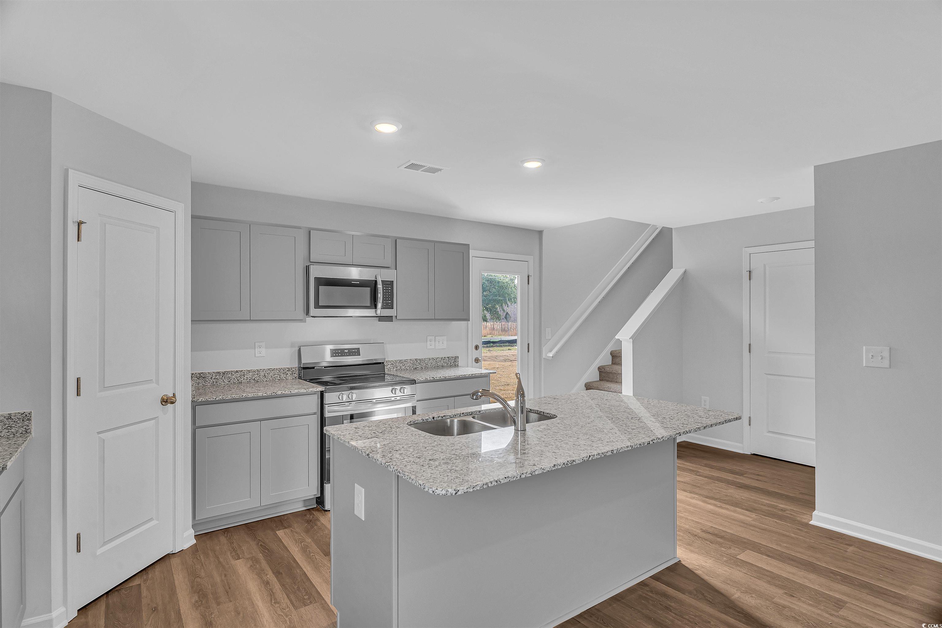 36 Cape Point Dr. Property Photo 12