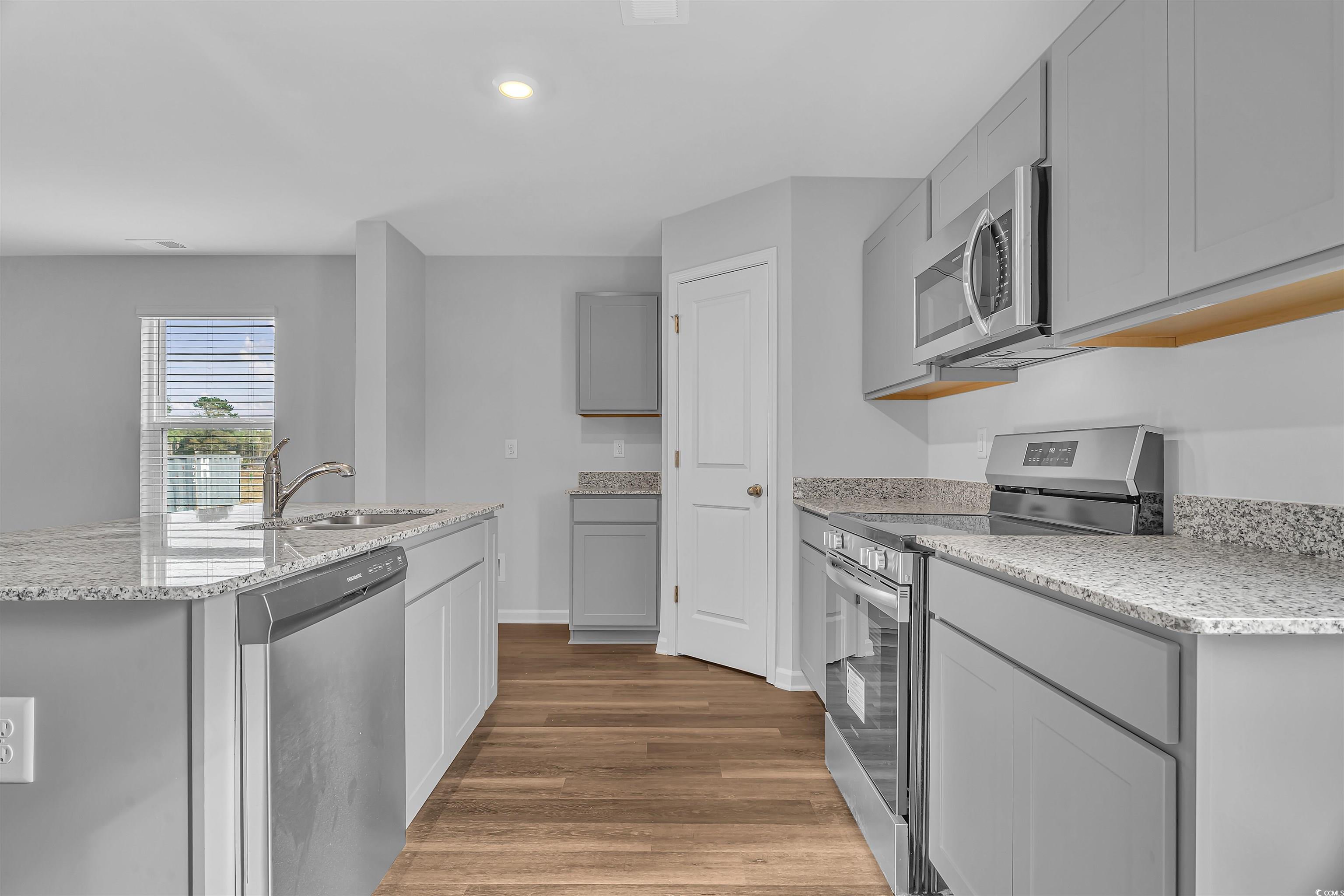 36 Cape Point Dr. Property Photo 13