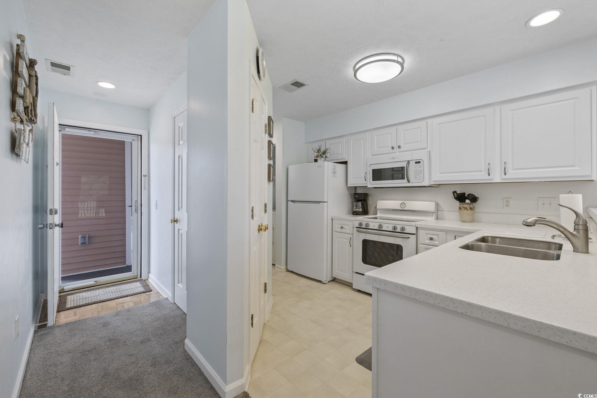 633 Waterway Village Blvd Property Photo 2