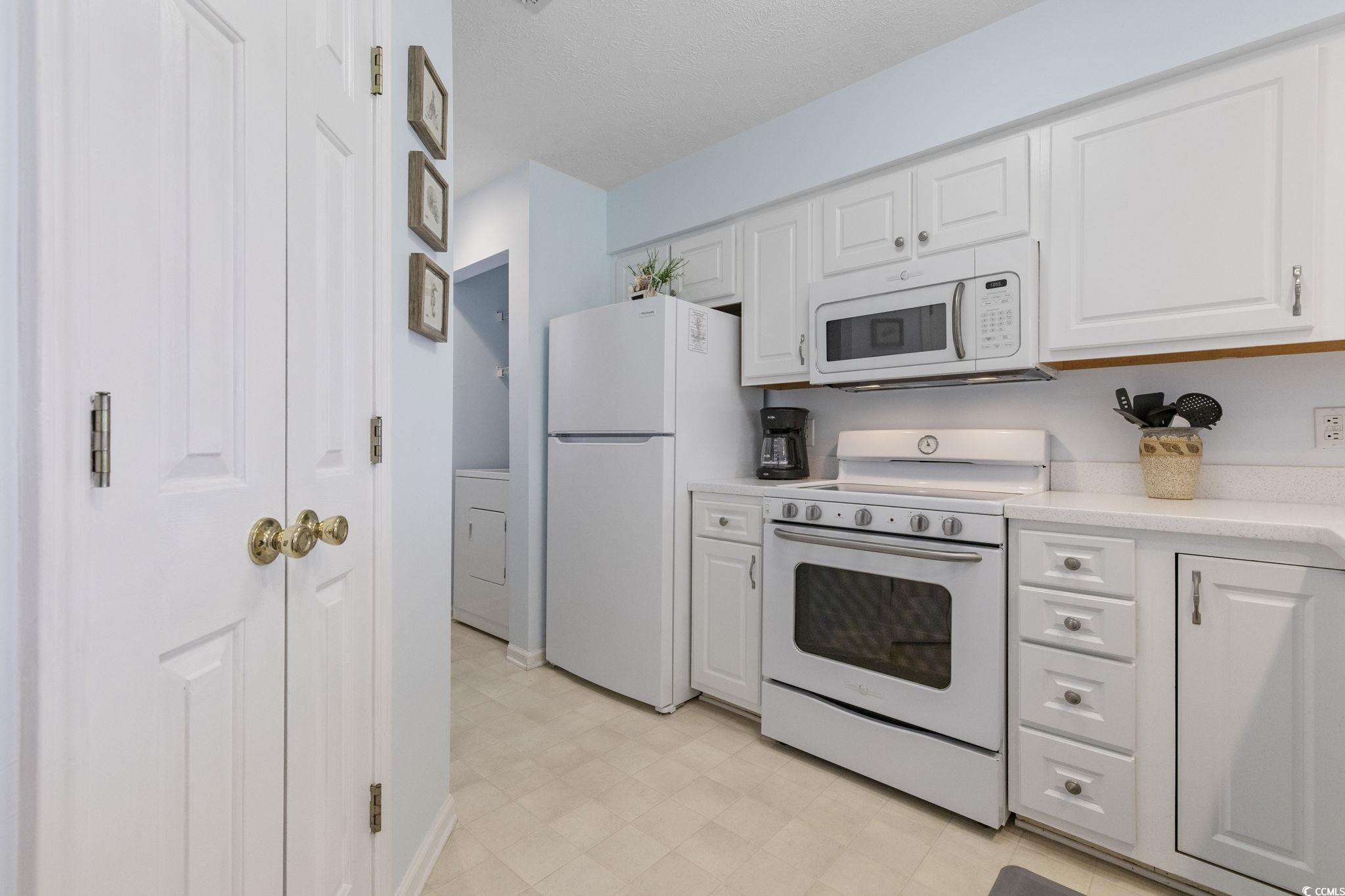 633 Waterway Village Blvd Property Photo 3
