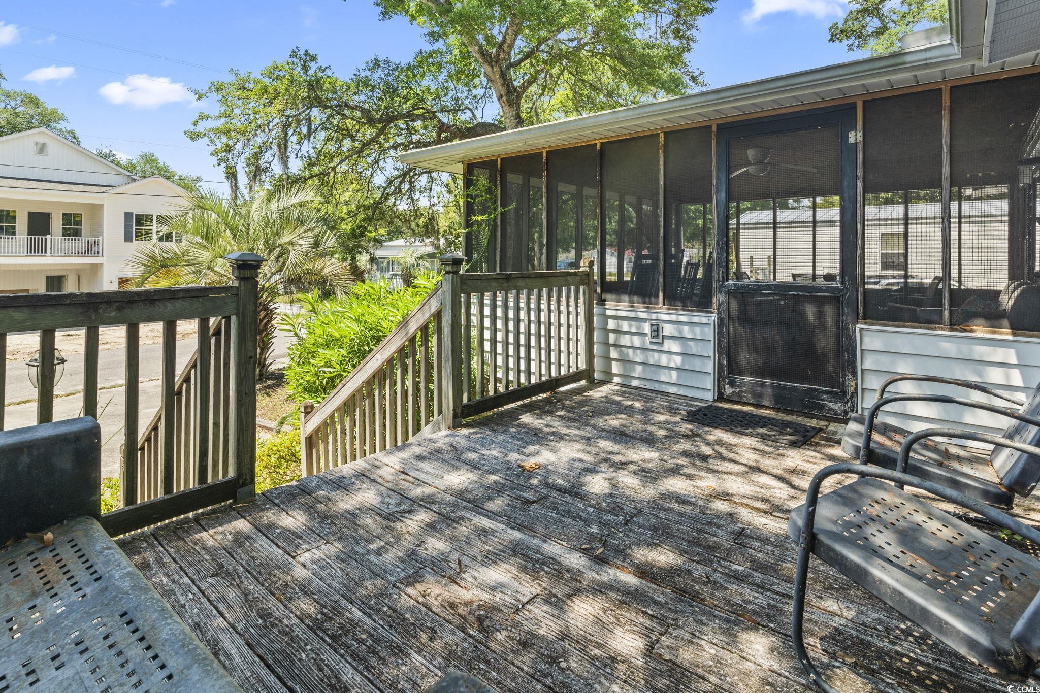 2425 Park St. Property Photo 7