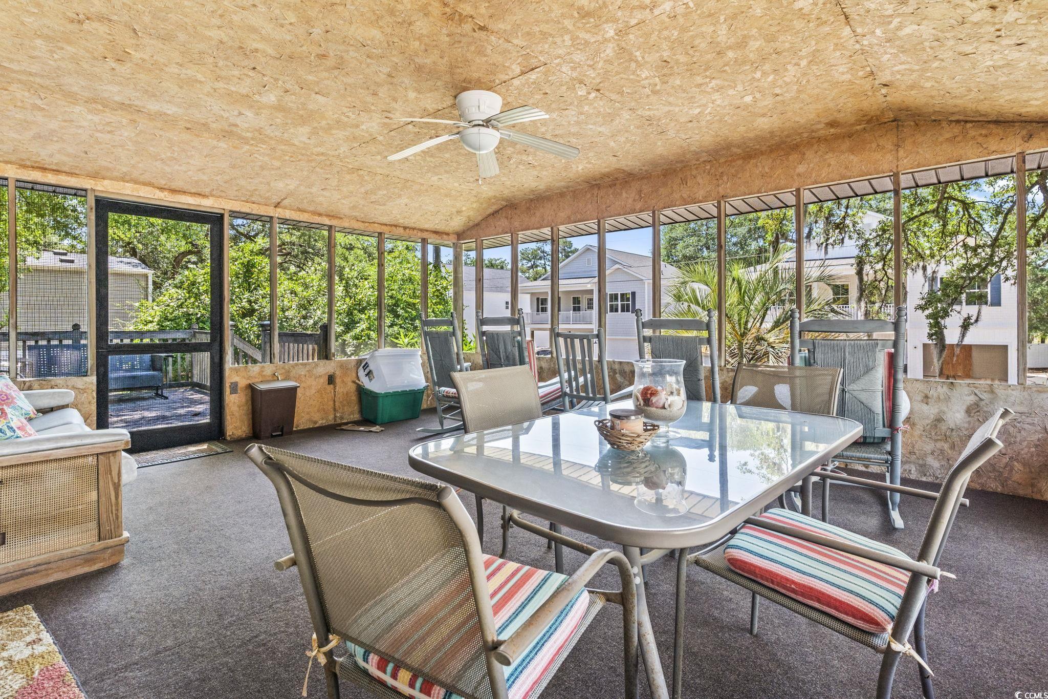 2425 Park St. Property Photo 9