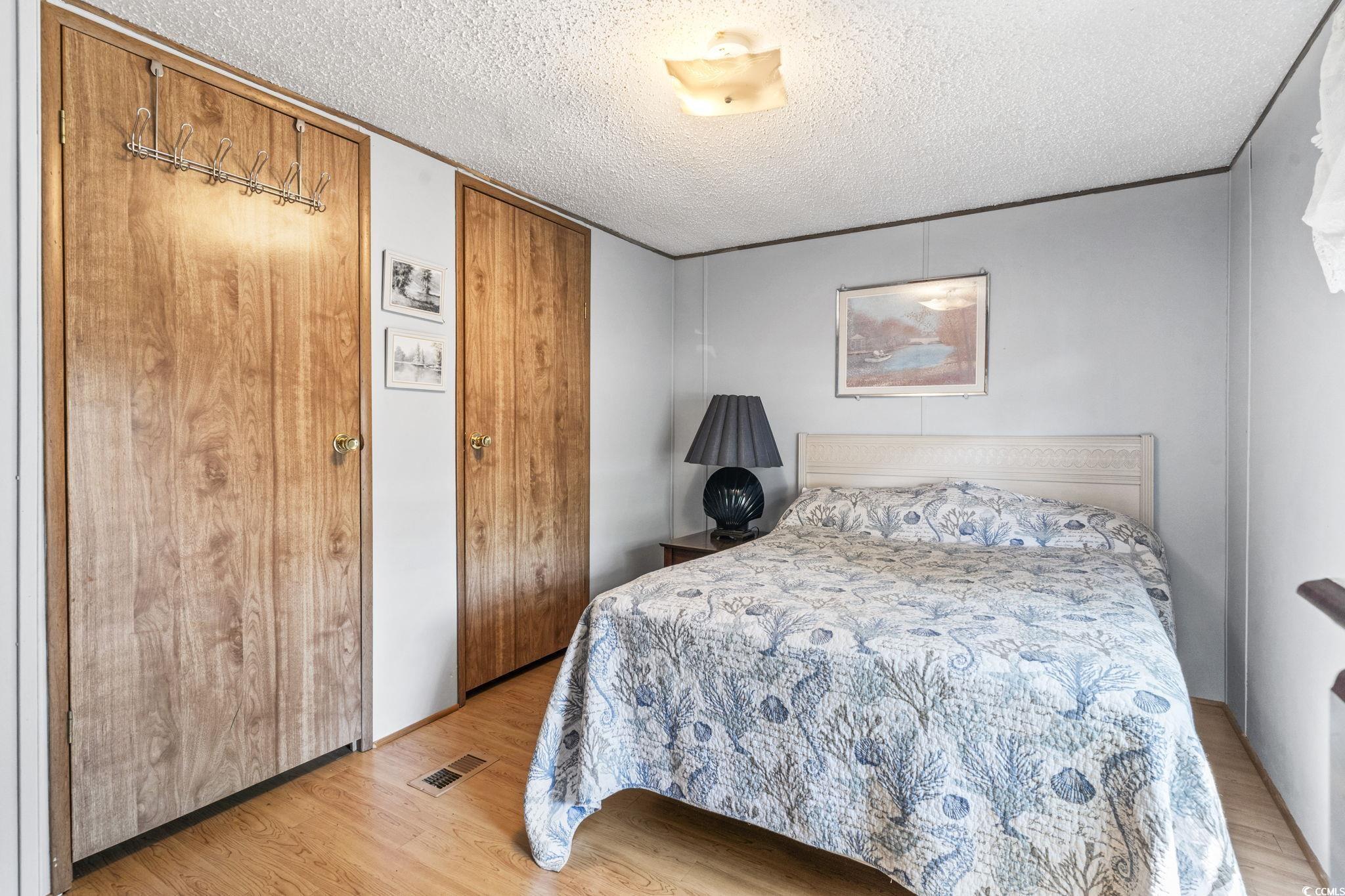 2425 Park St. Property Photo 27