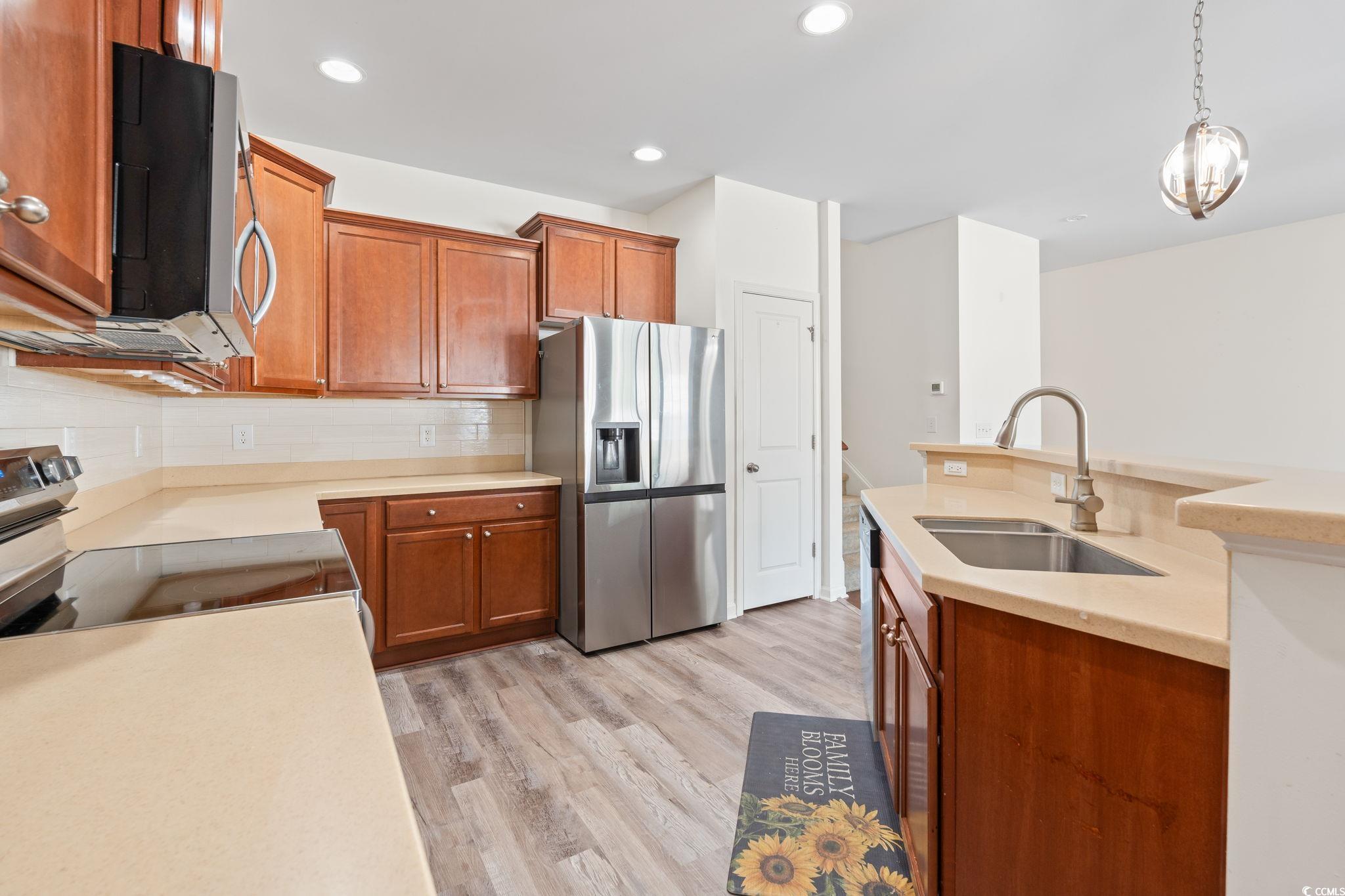 636 Pistoia Ln. Property Photo 11