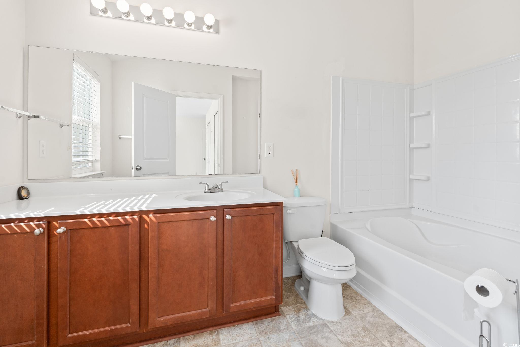636 Pistoia Ln. Property Photo 17