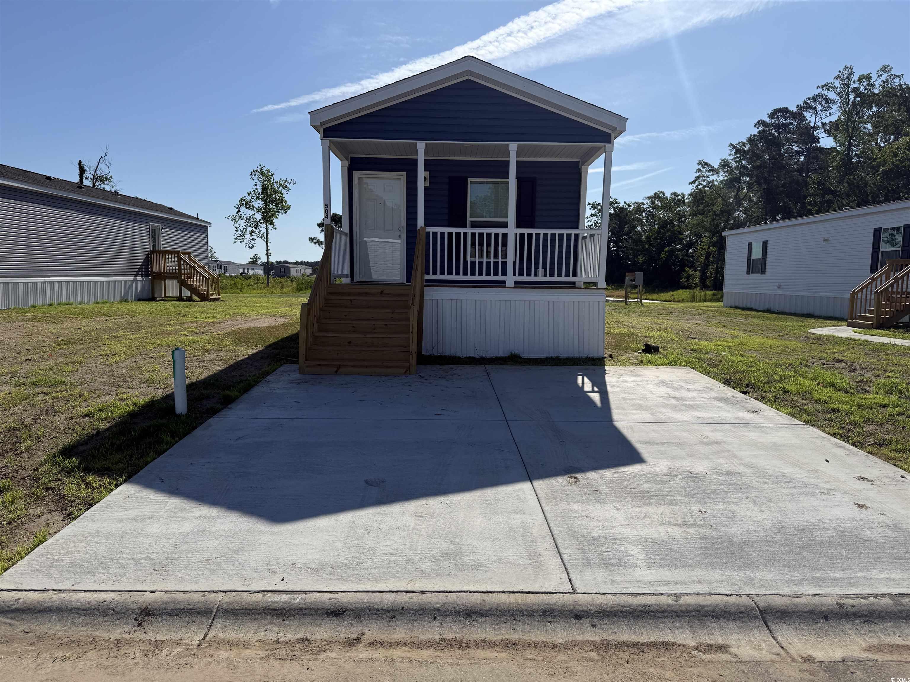 504 King Air Ct Property Photo 1