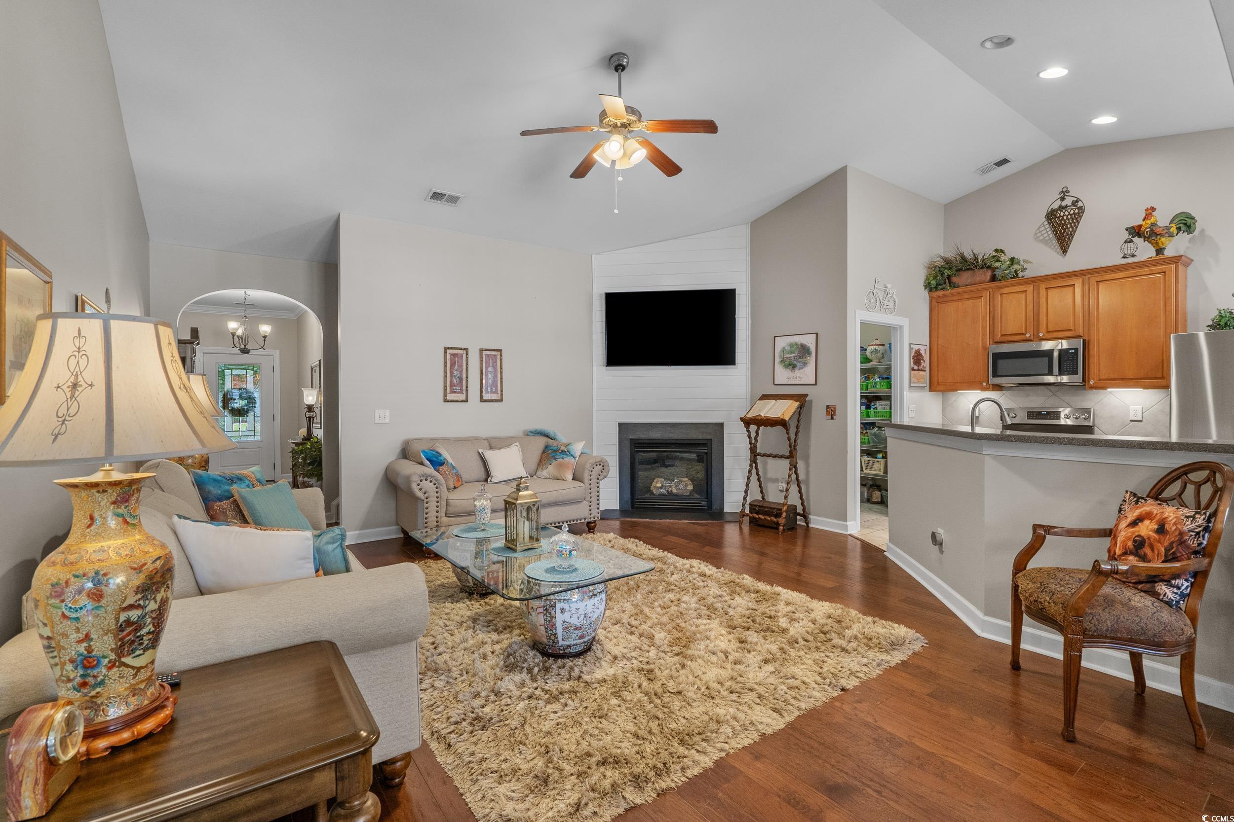 600 Tattlesbury Dr. Property Photo 10