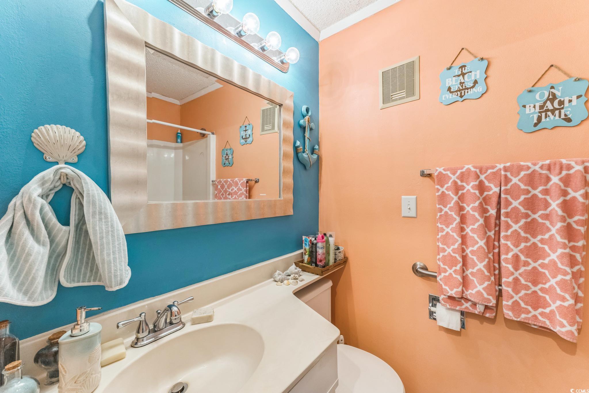 415 Ocean Creek Dr. Property Photo 2