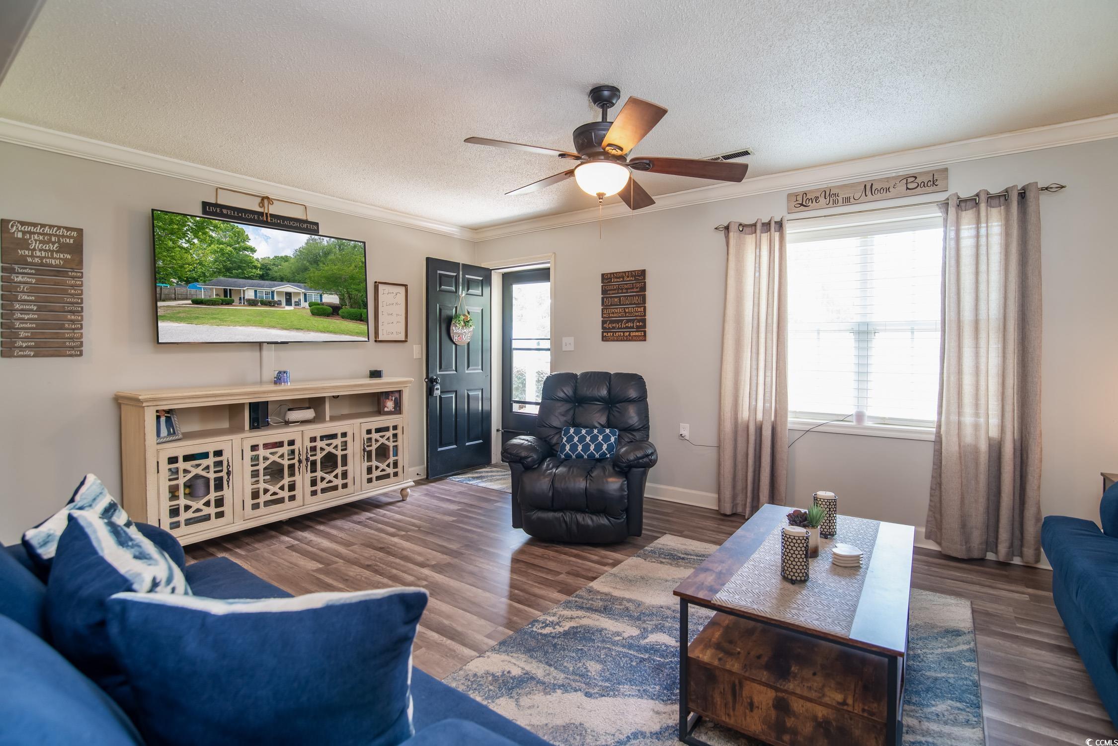 2510 Redwood St. Property Photo 7