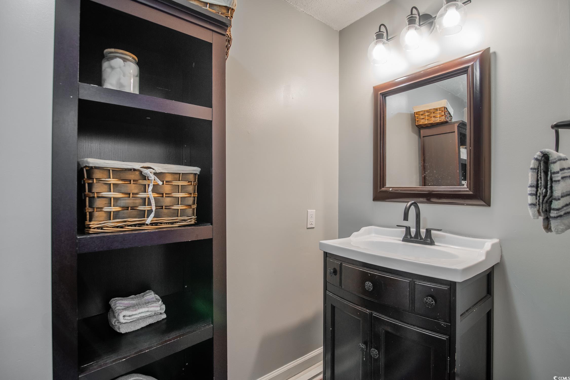 2510 Redwood St. Property Photo 21