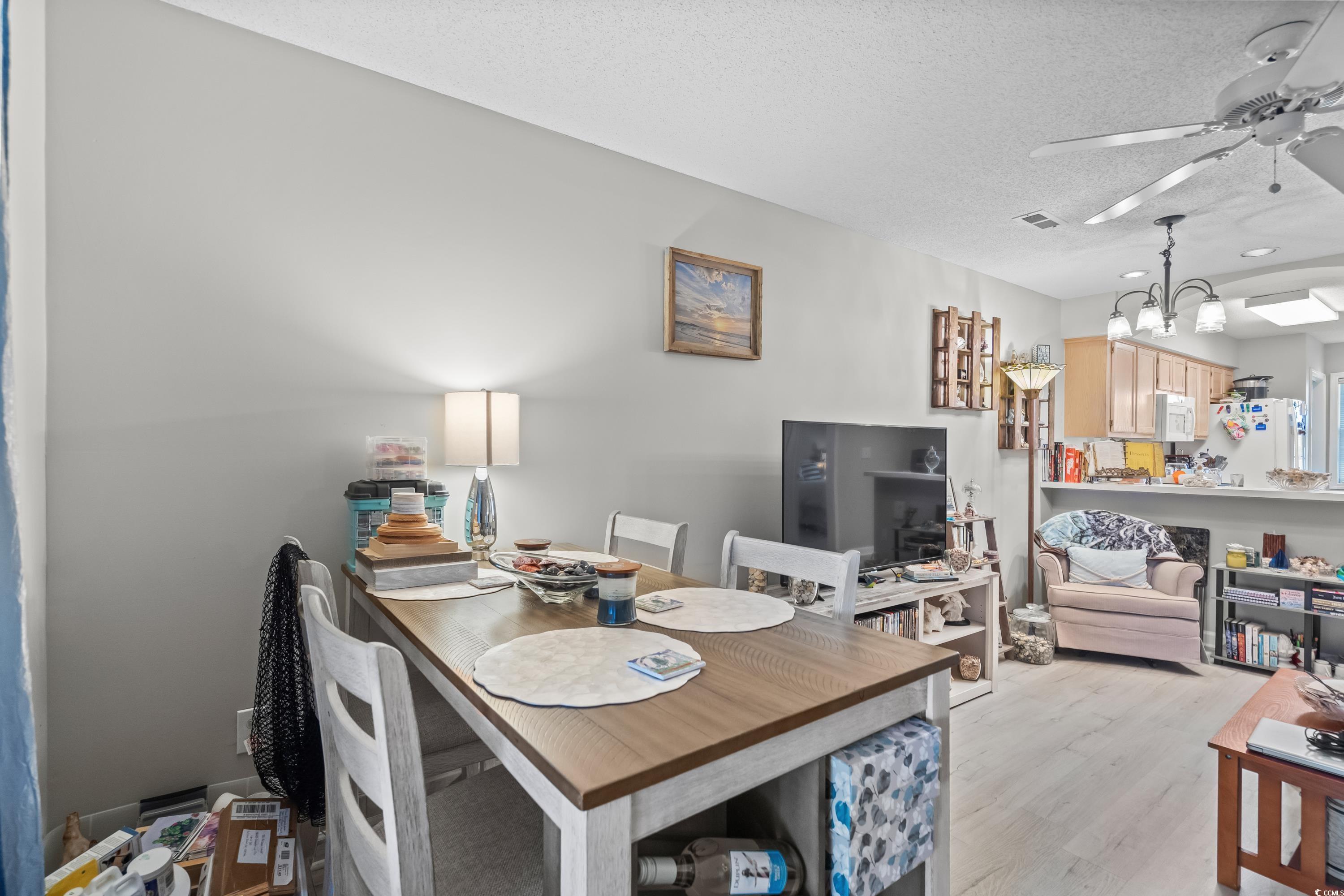 4648 Greenbriar Dr. Property Photo 10