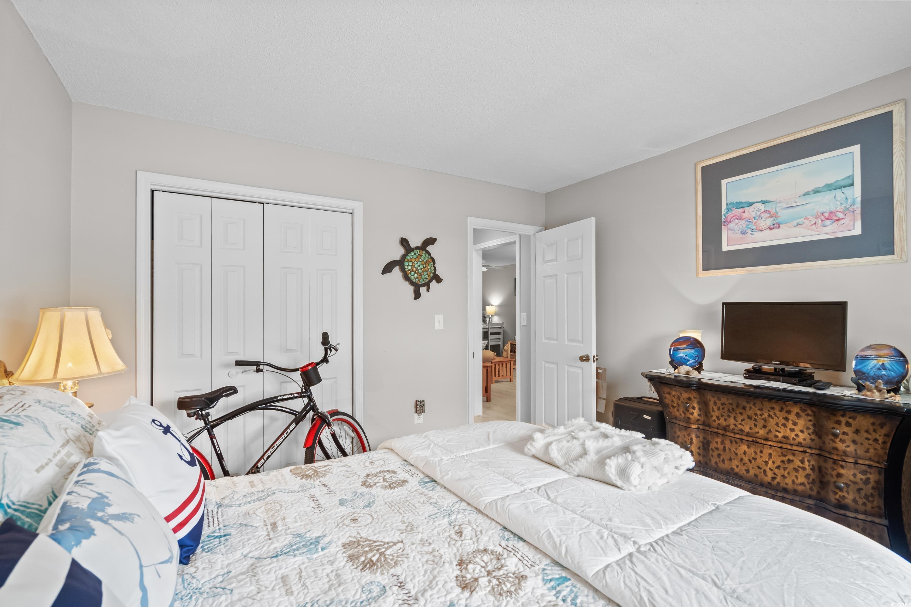 4648 Greenbriar Dr. Property Photo 26