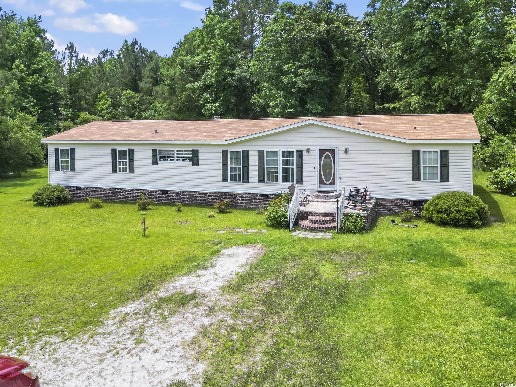 1472 Race Track Rd.