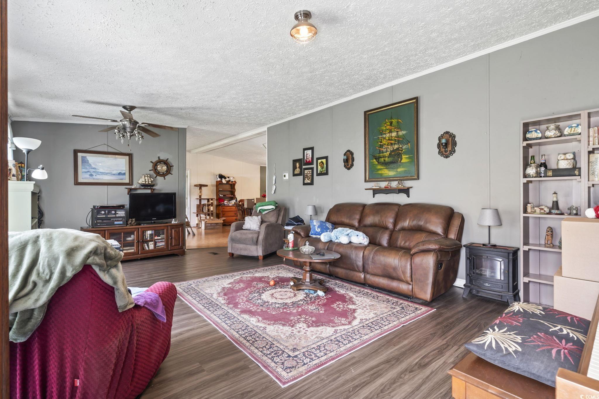 1472 Race Track Rd. Property Photo 3