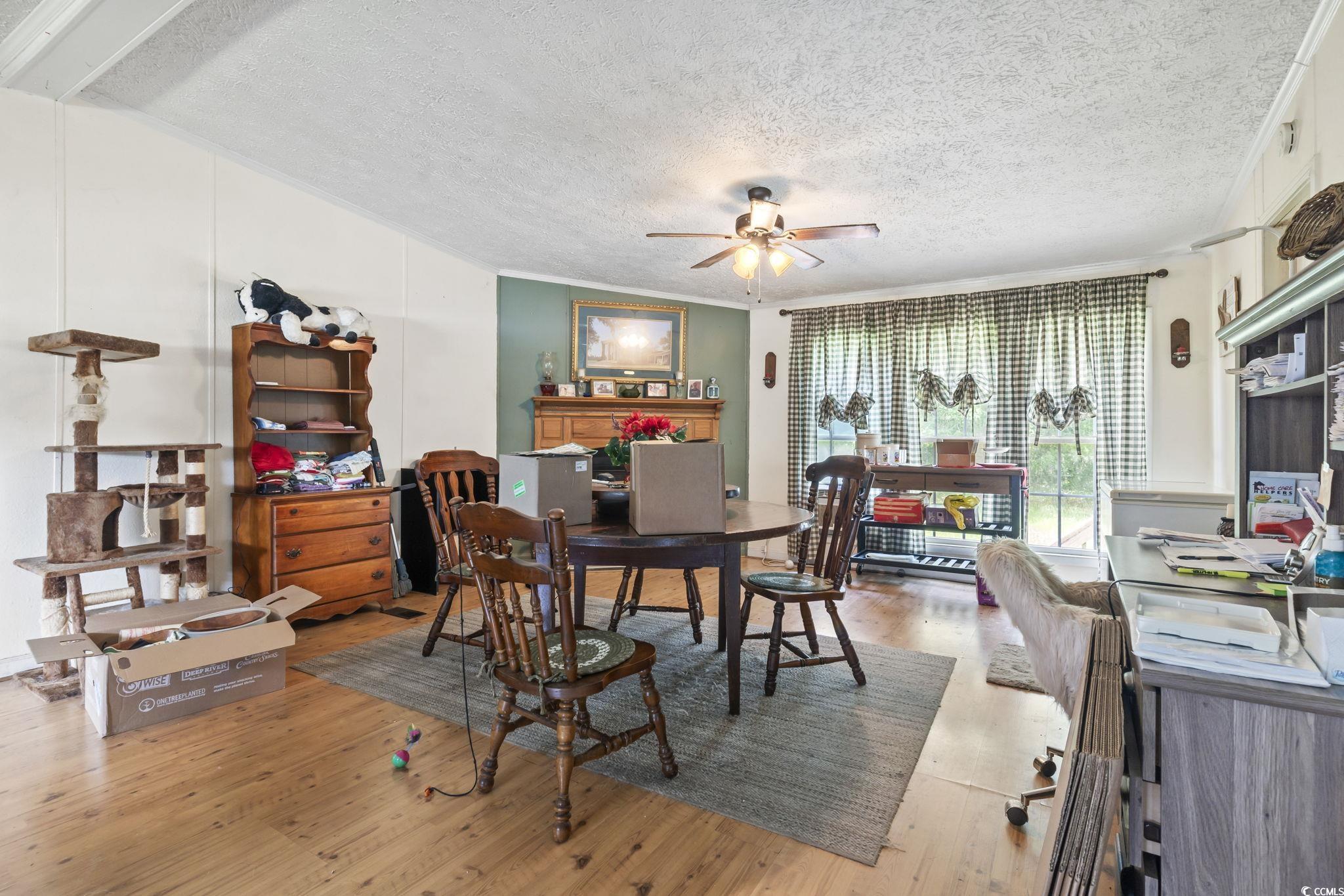 1472 Race Track Rd. Property Photo 9