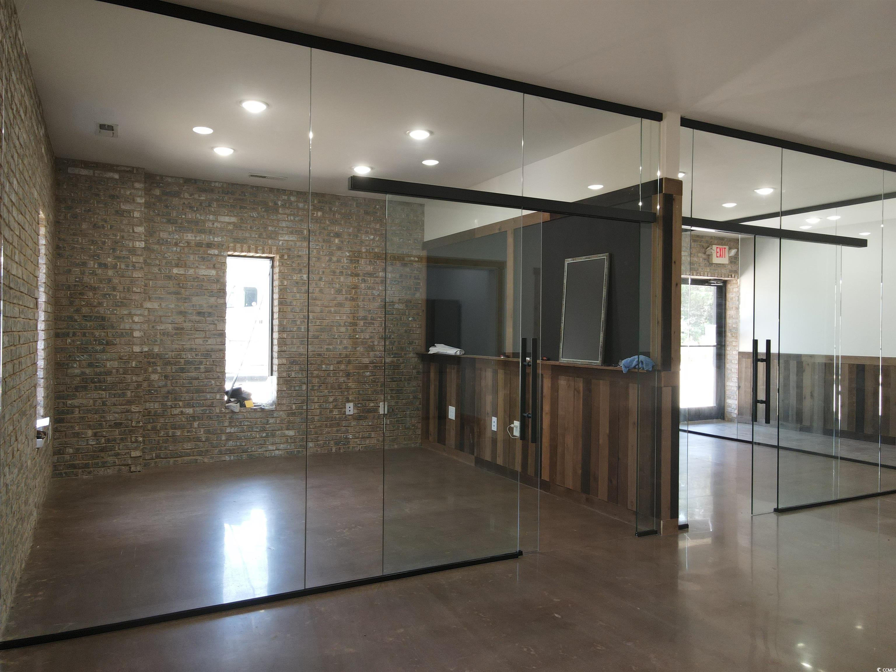 1582 American Way Property Photo 15